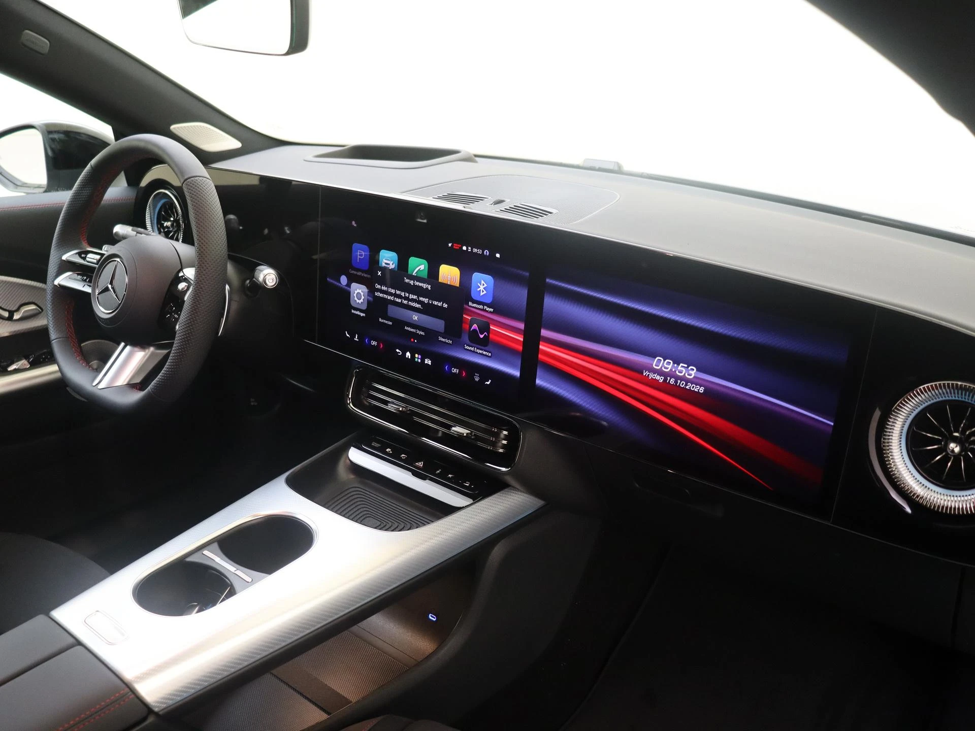 Mercedes-Benz-CLA-image-4