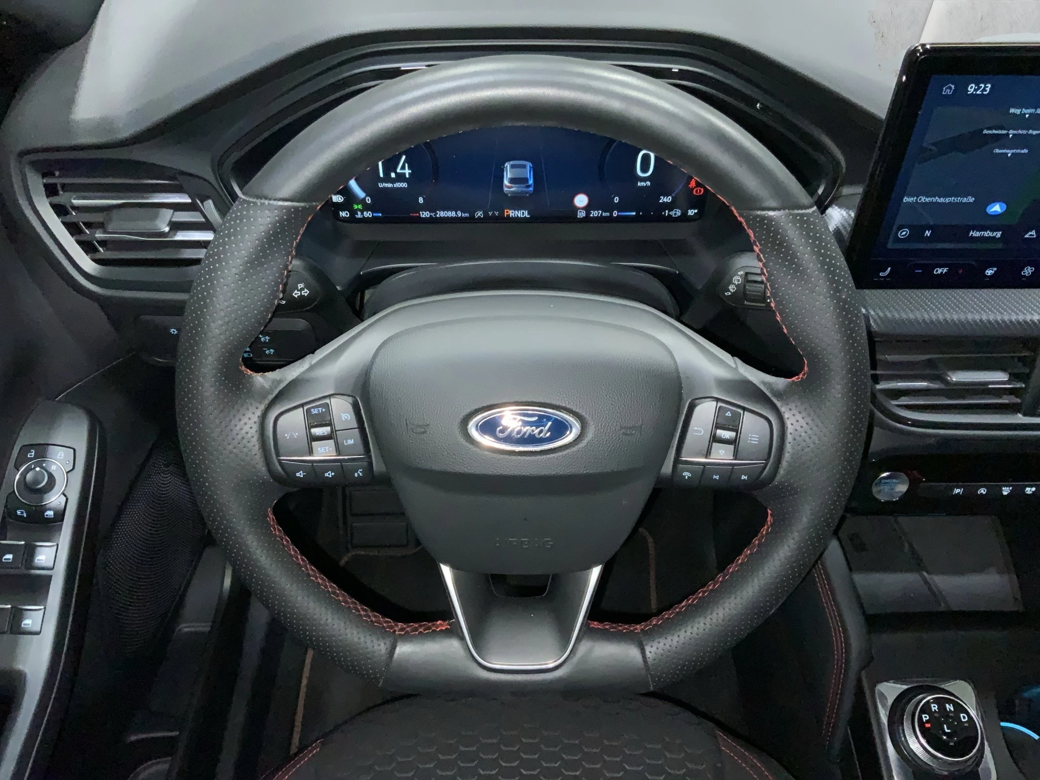 Ford-Kuga-image-12
