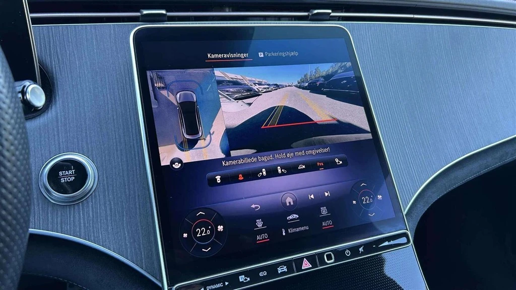 Mercedes-Benz-EQE-image-16