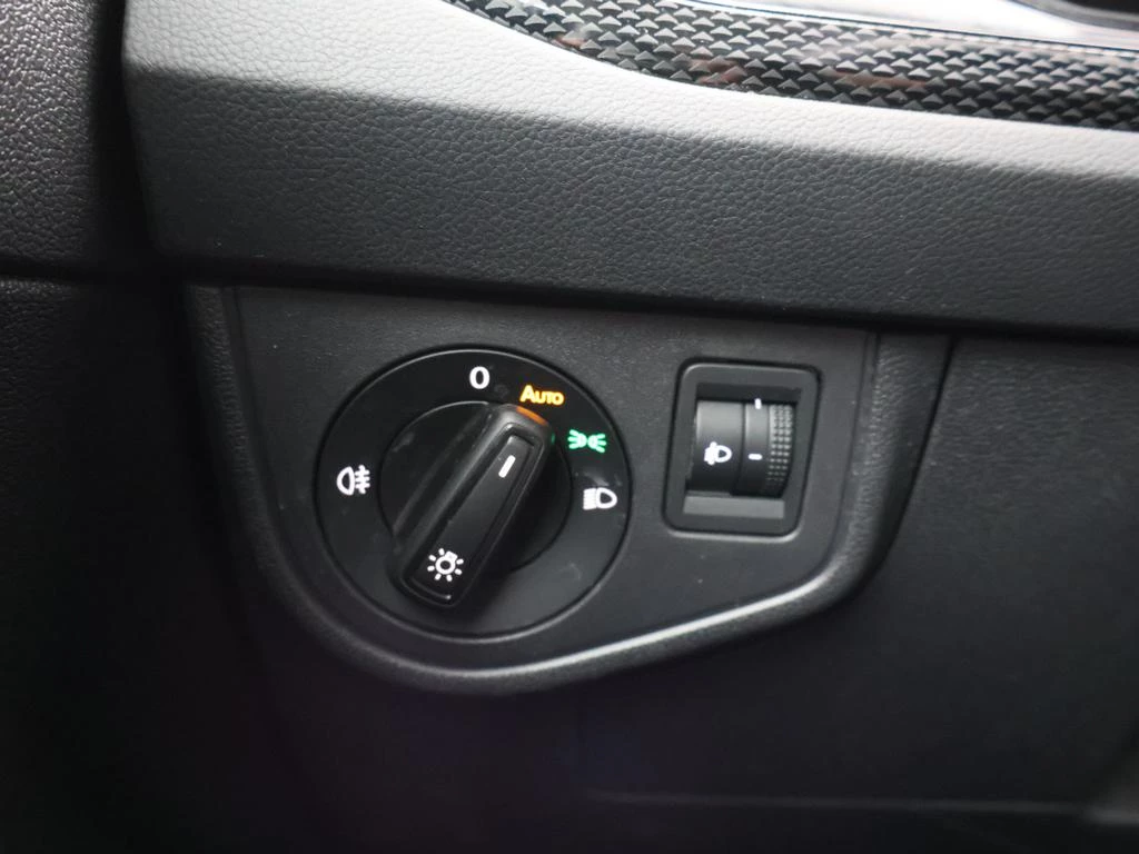 Volkswagen Taigo Taigo Life Business 1.0TSI 110PK *VIRTUAL COCKPIT*ACC*CAMERA*PDC*NAVI*APP-CONNECT*...*