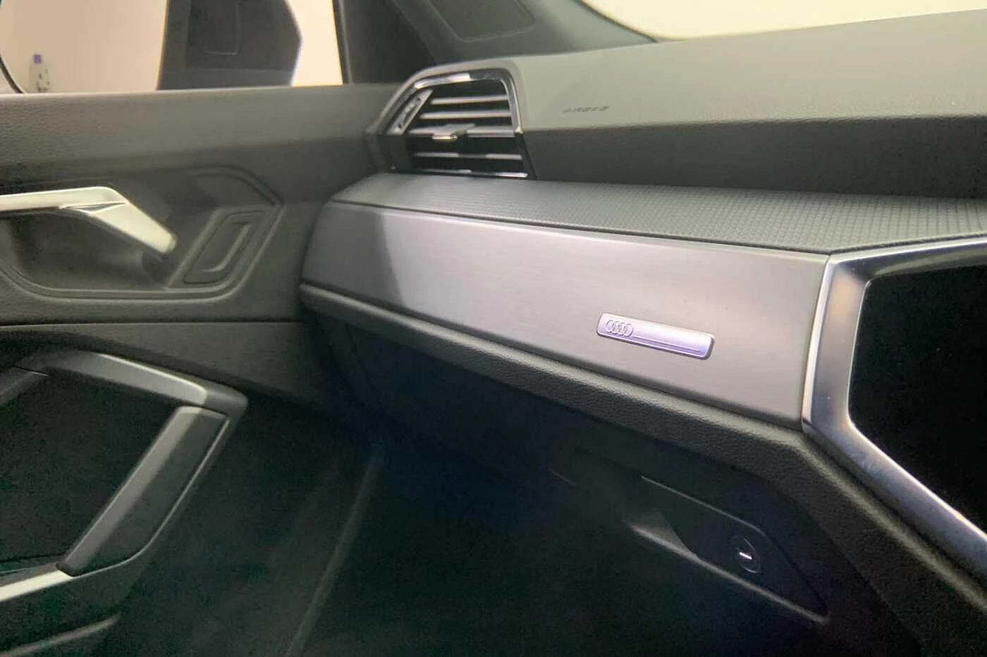 Audi-Q3-image-17