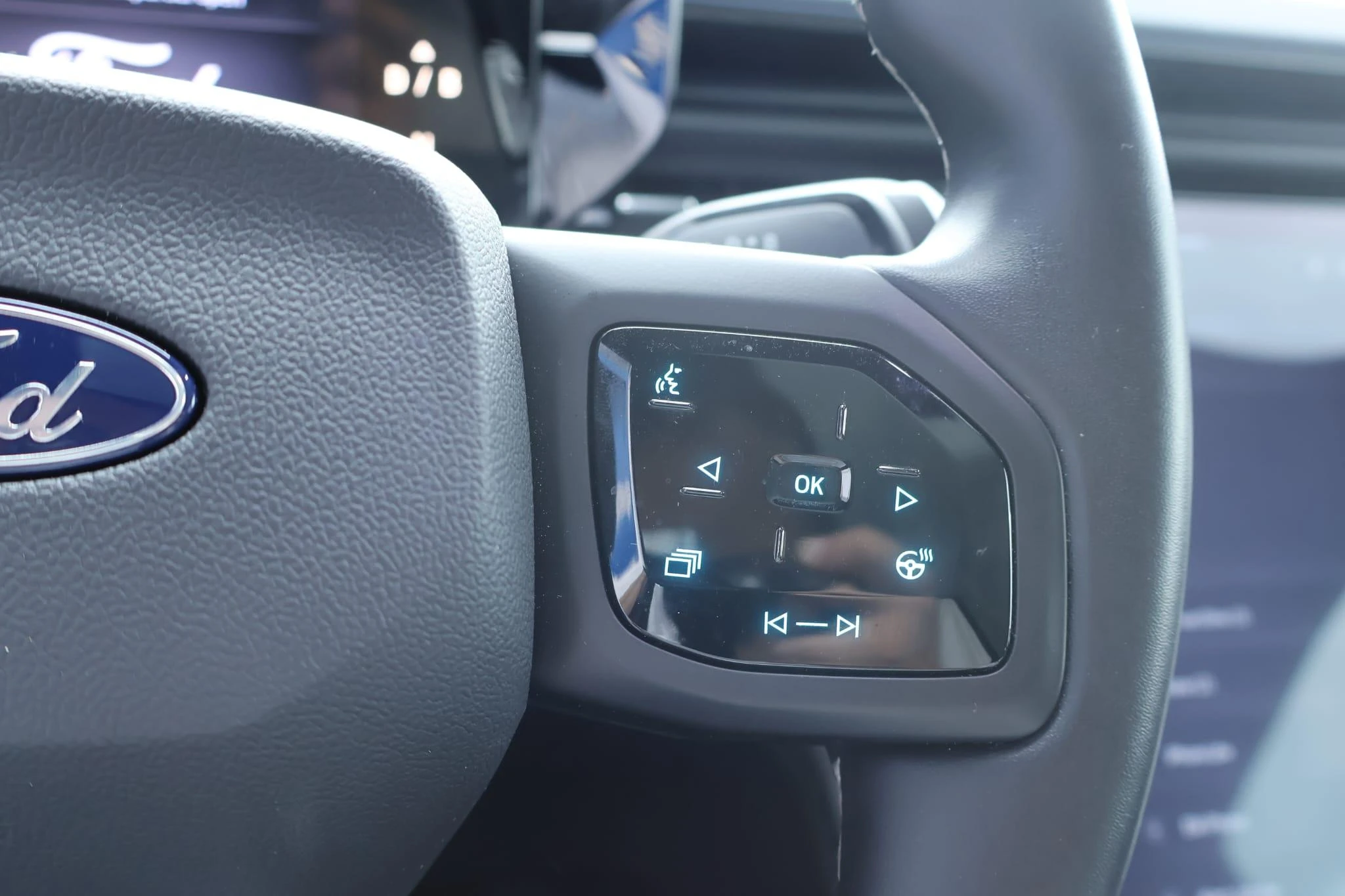 Ford-Explorer-image-15