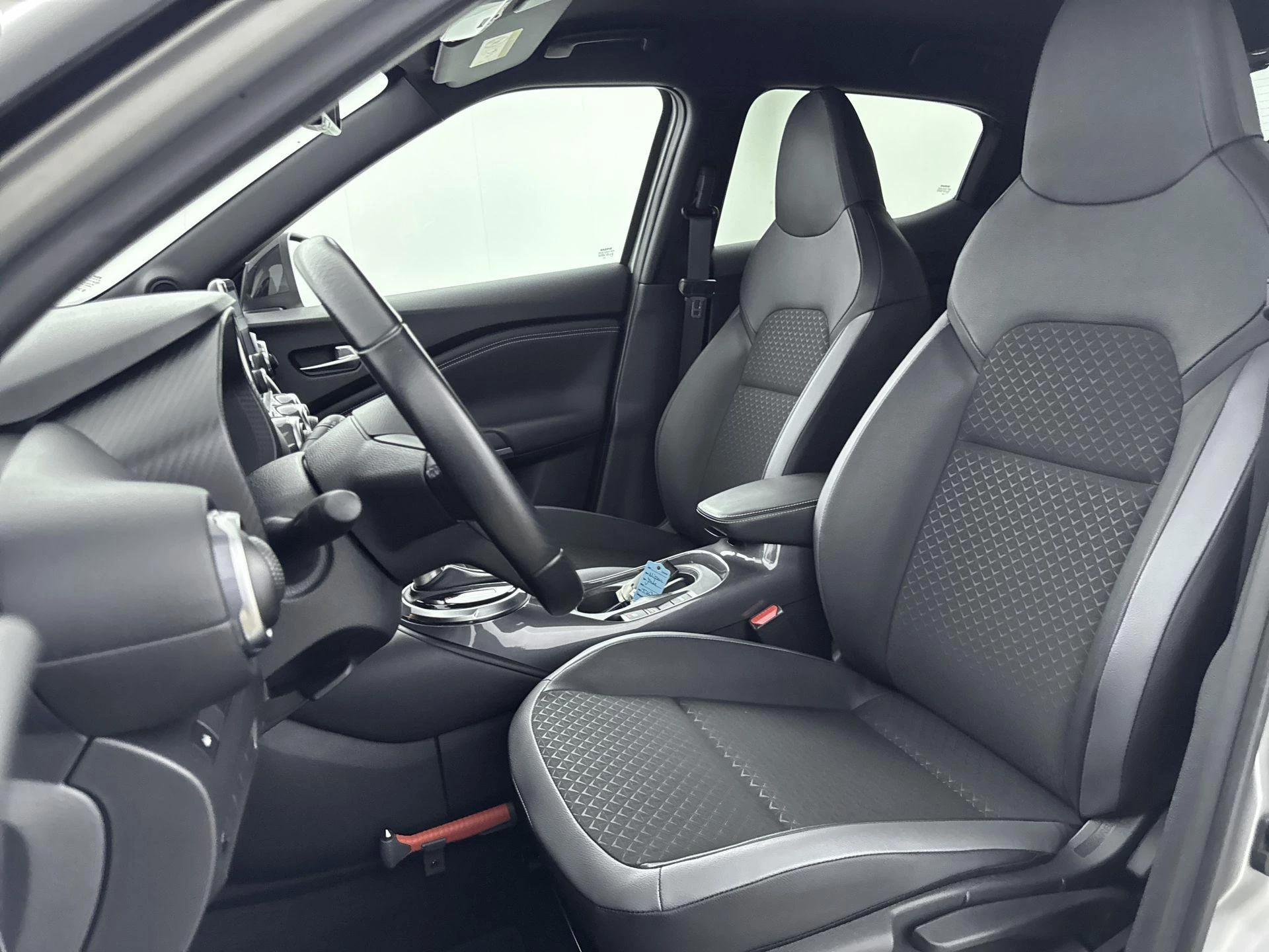 Nissan Juke 1.6 Hybrid N-Connecta 143PK