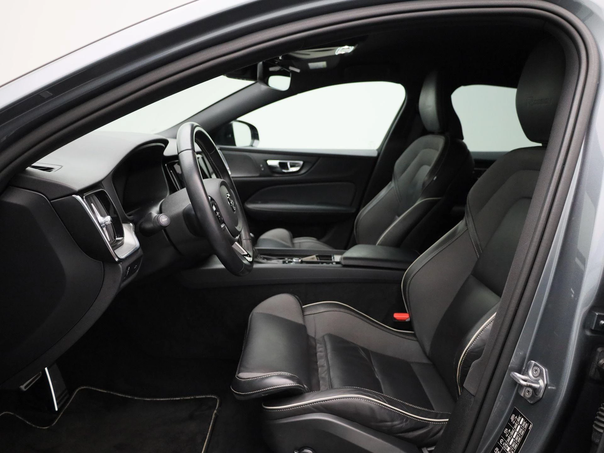 Volvo-S60-image-9