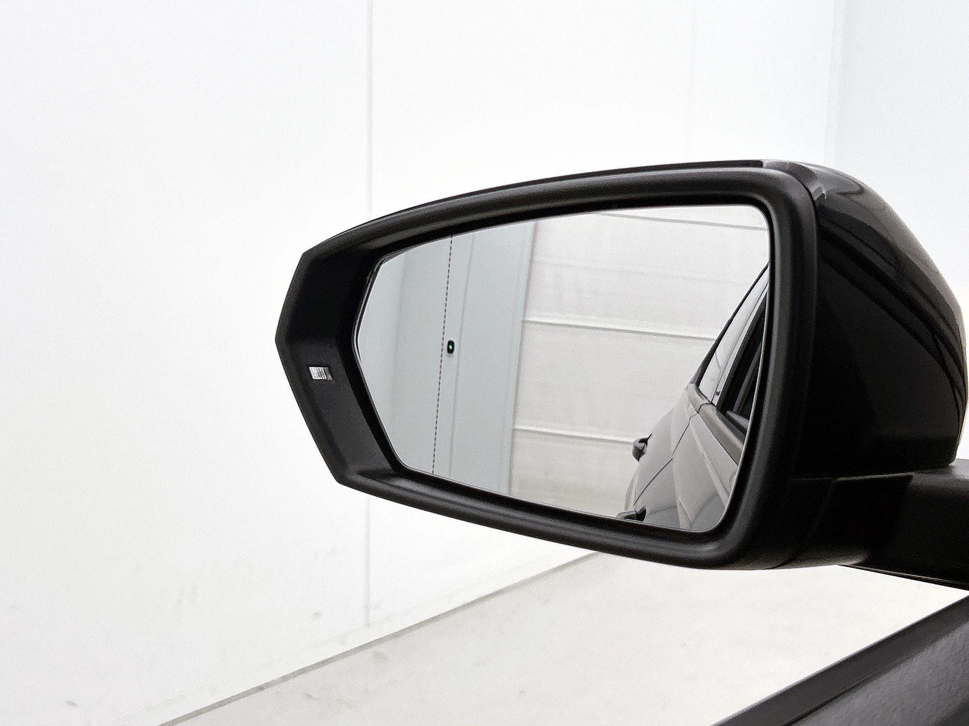Volkswagen-Polo-image-22