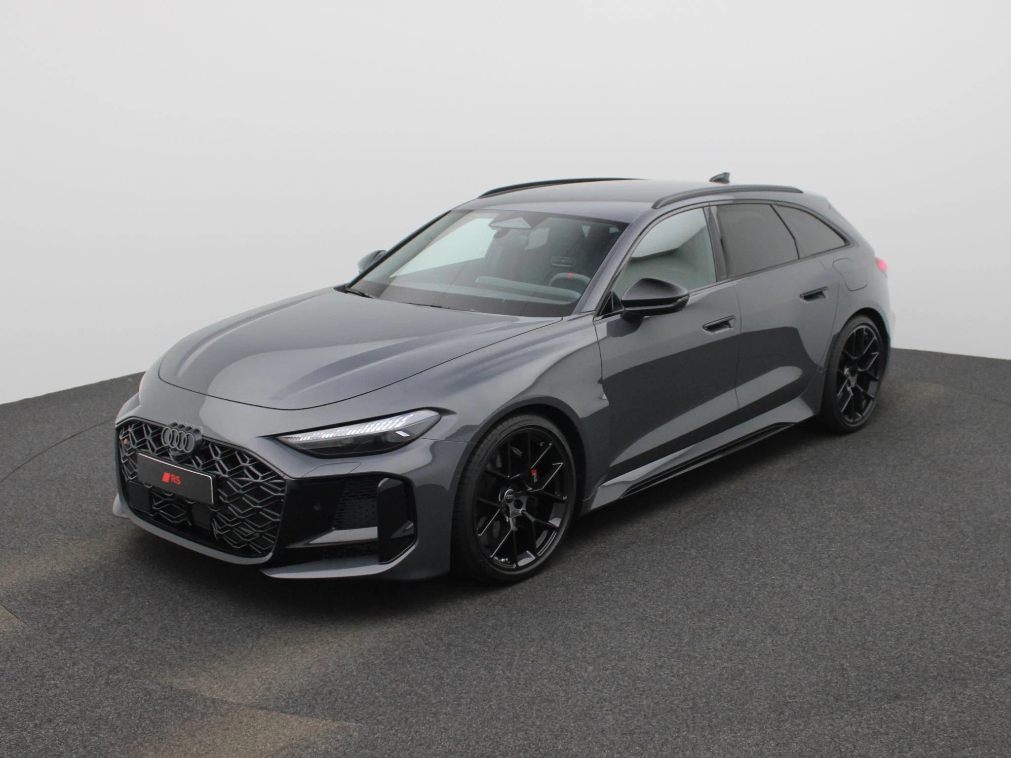 Audi-RS5-image-1