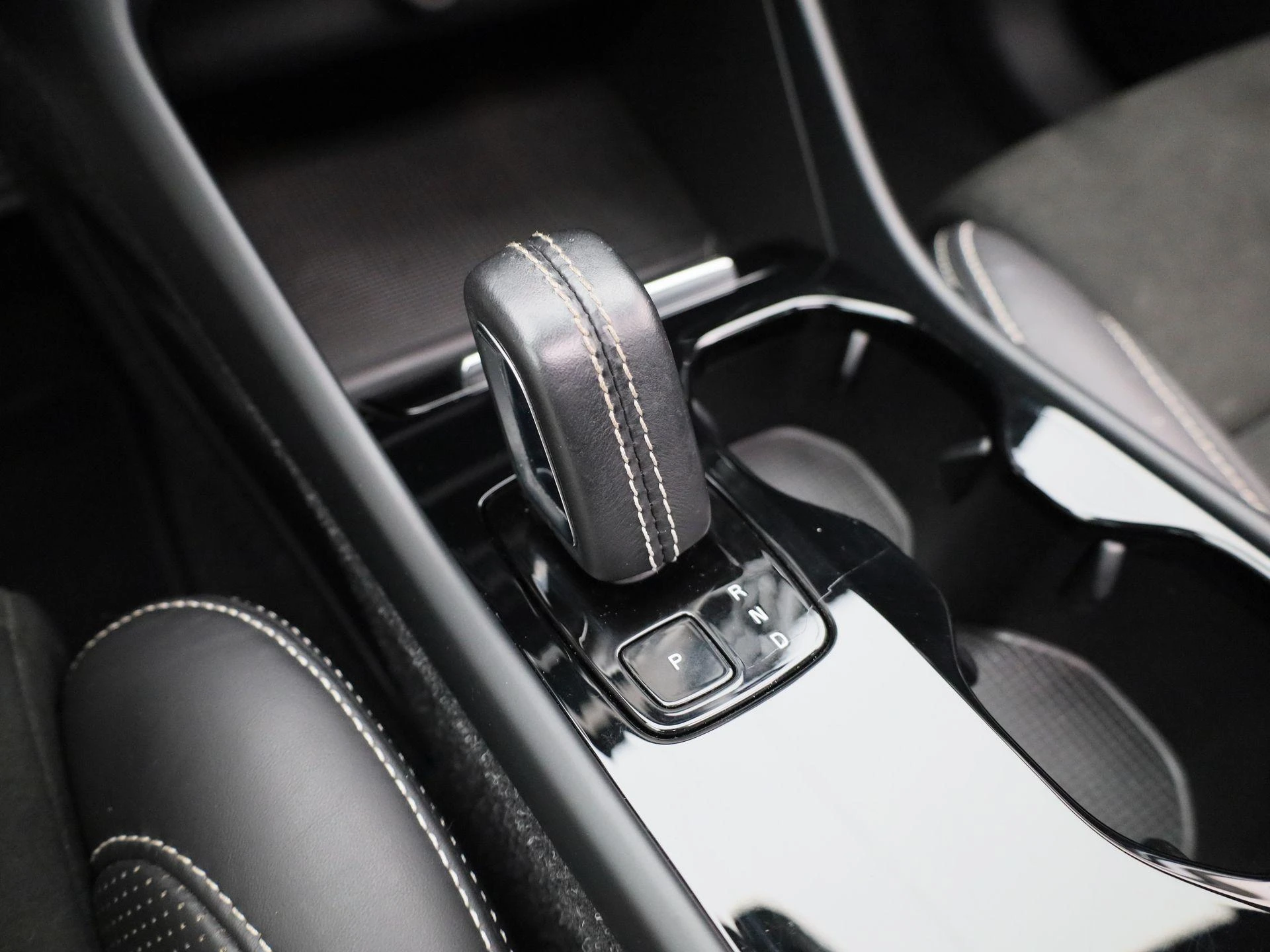 Volvo-XC40-image-35
