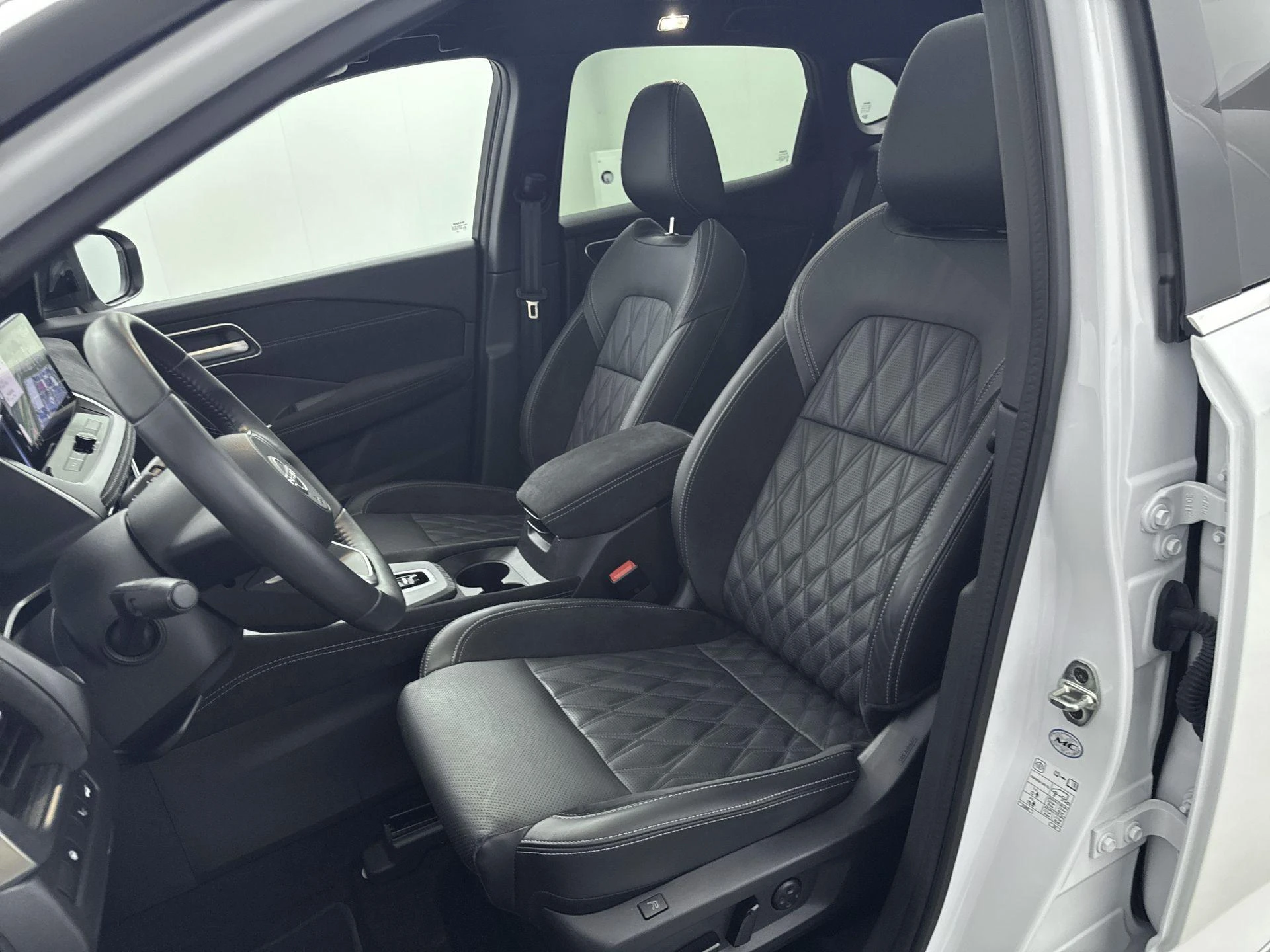 Nissan-QASHQAI-image-28