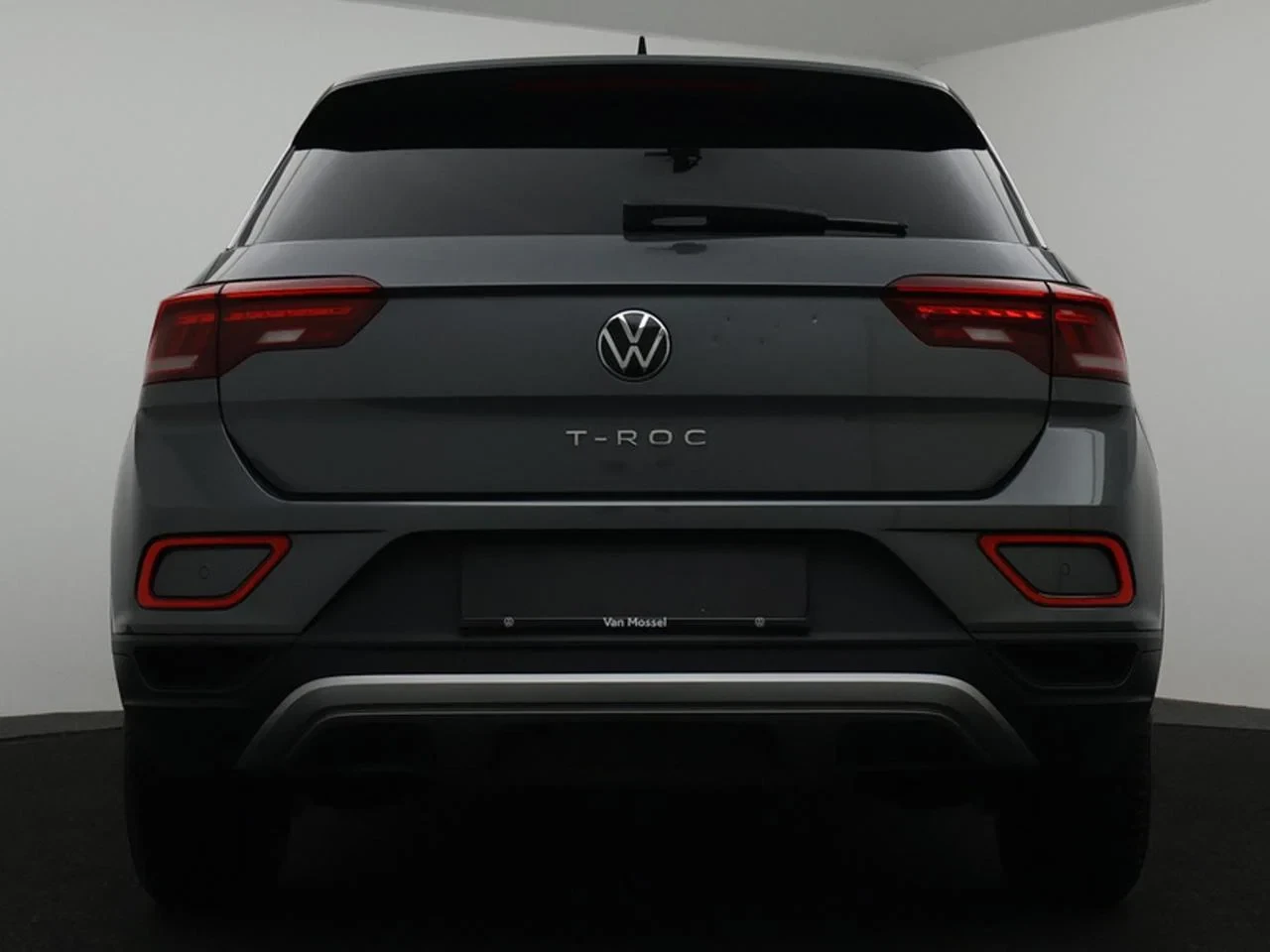 Volkswagen-T-Roc-image-11