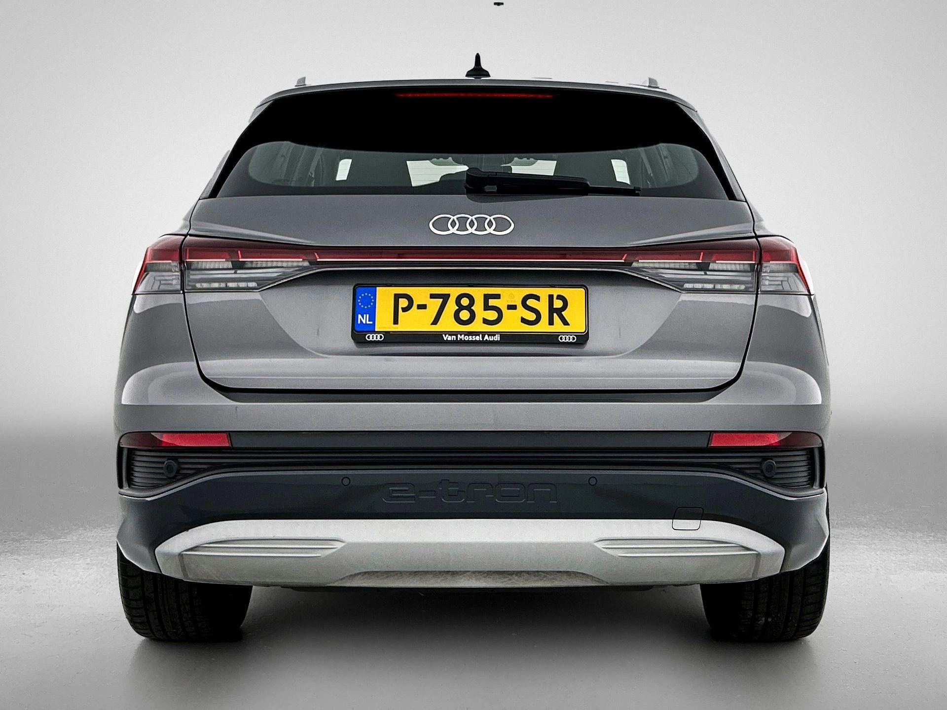 Audi-Q4 e-tron-image-2