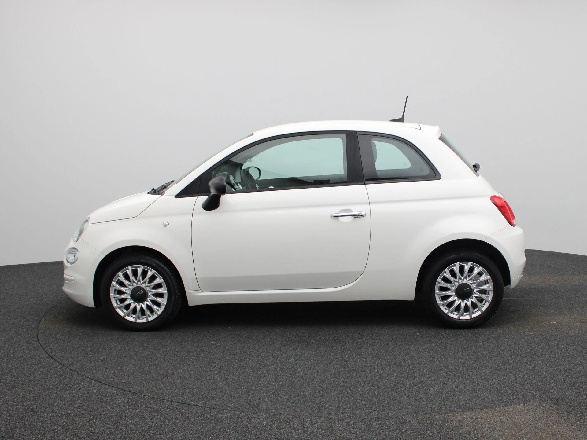 Fiat-500-image-3