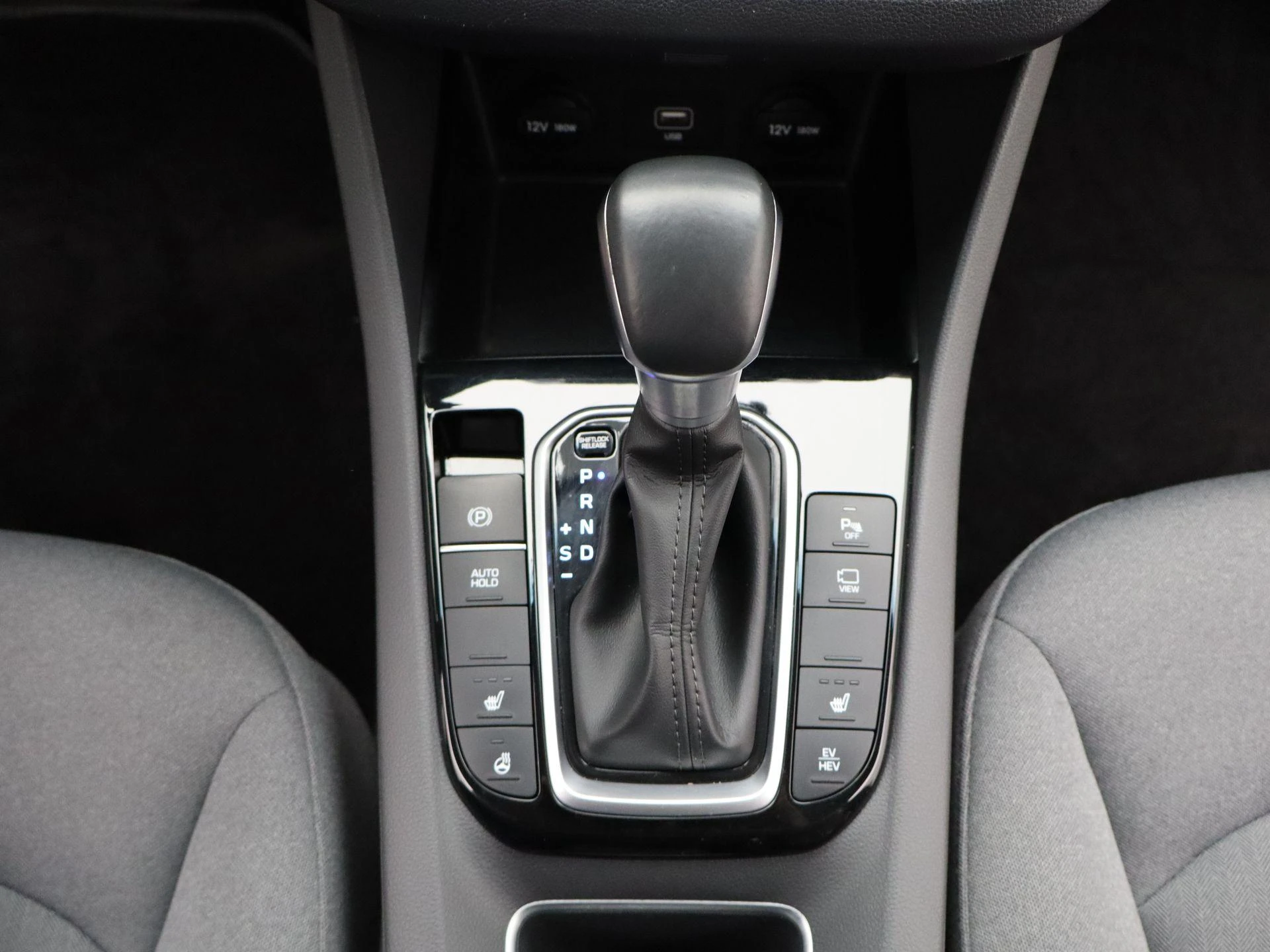 Hyundai-IONIQ-image-10