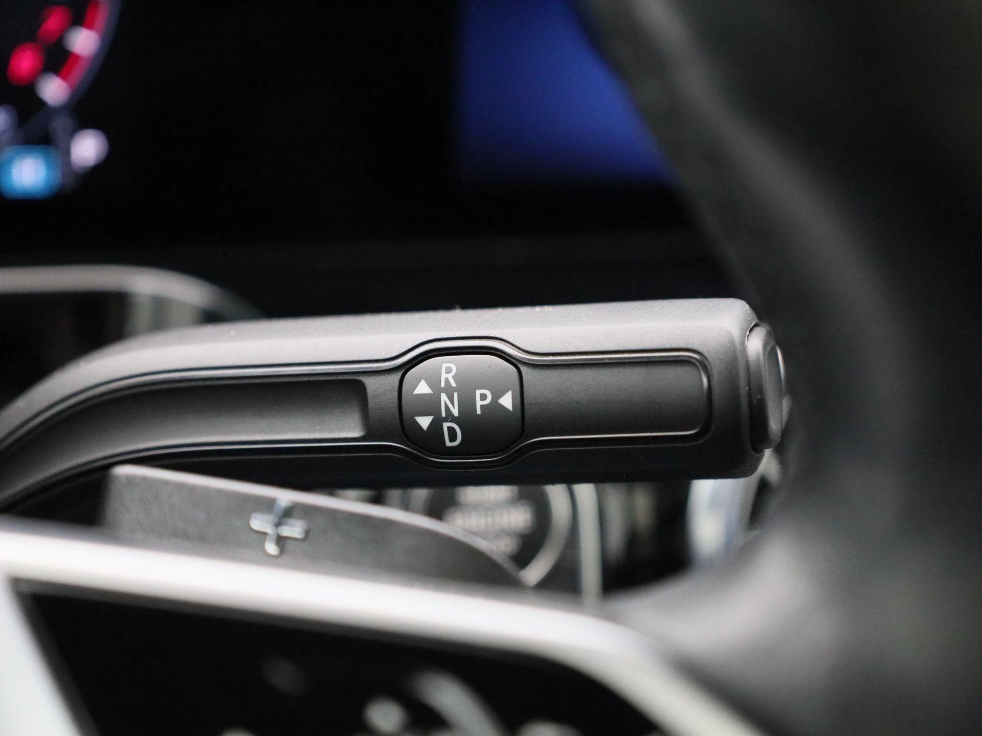 Mercedes-Benz-GLA-image-20