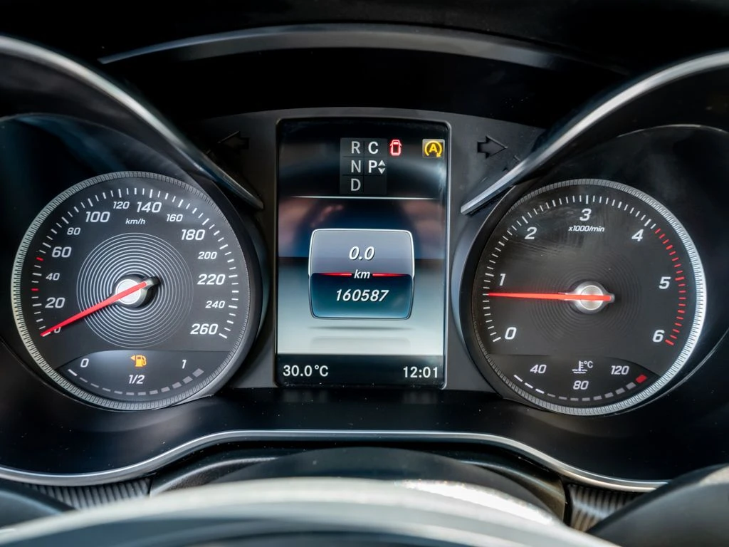 Mercedes-Benz-V-Klasse 250 d-image-12