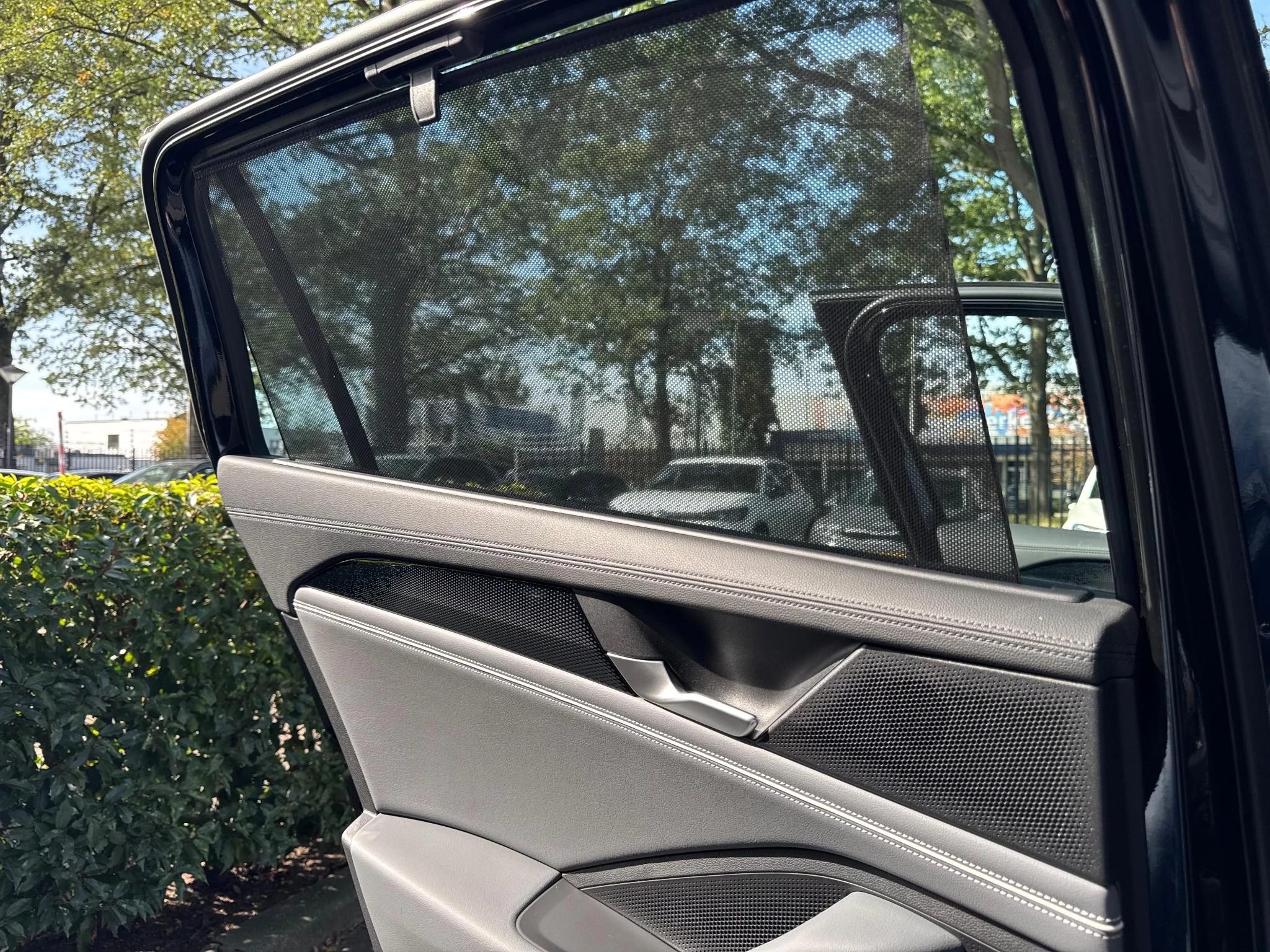 Volkswagen-Passat-image-8