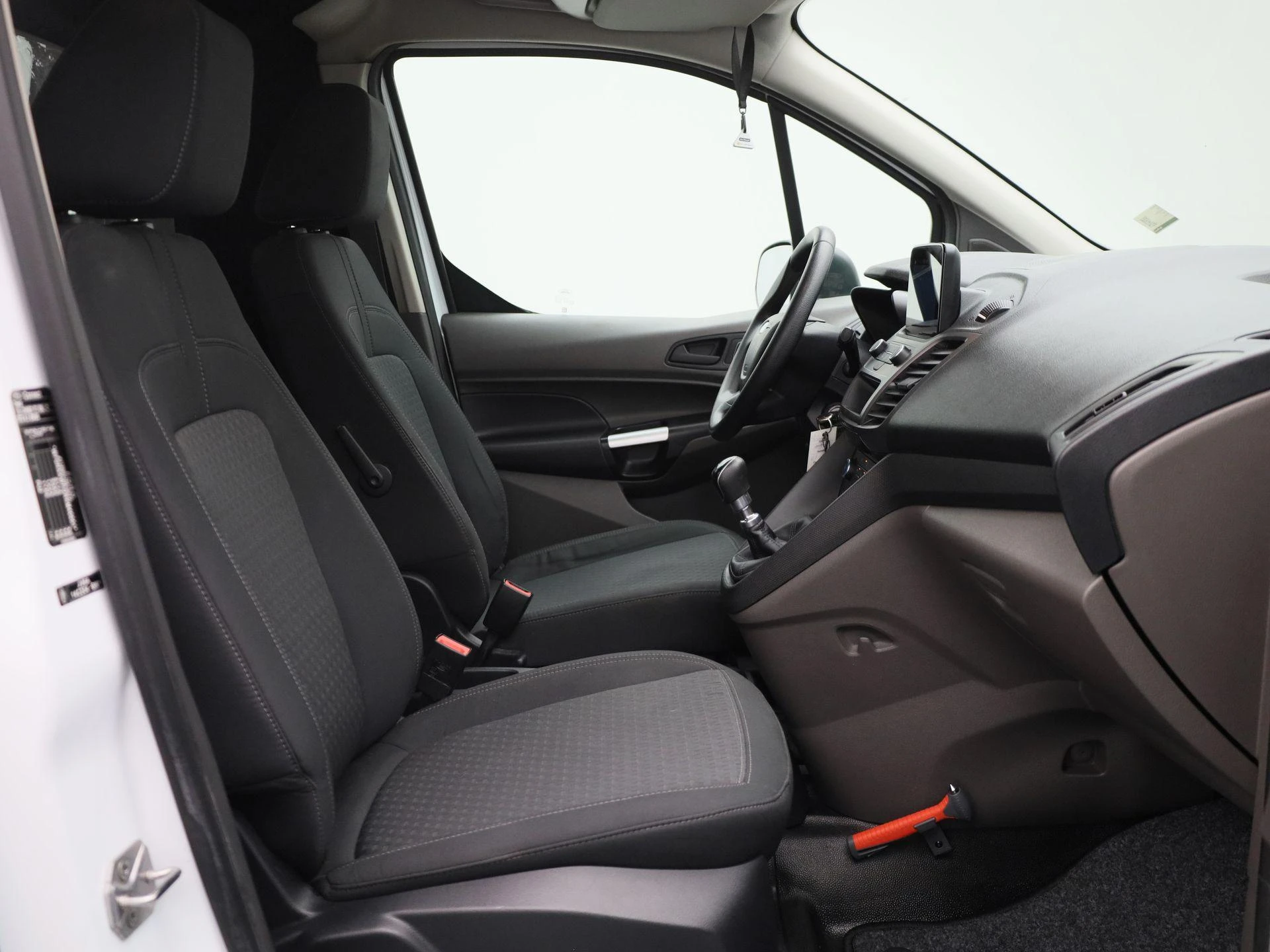 Ford-Transit Connect-image-11