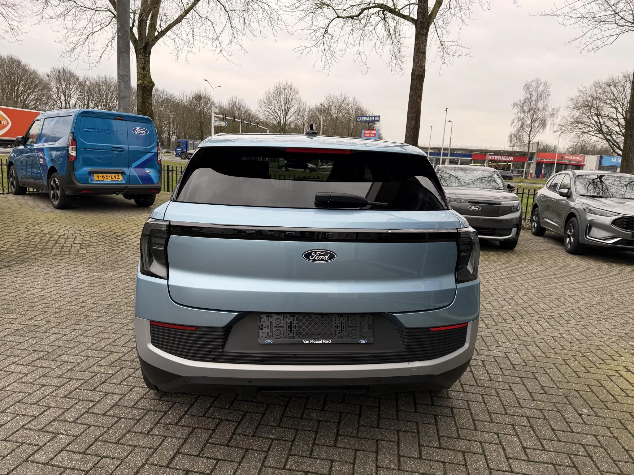 Ford-Explorer-image-3