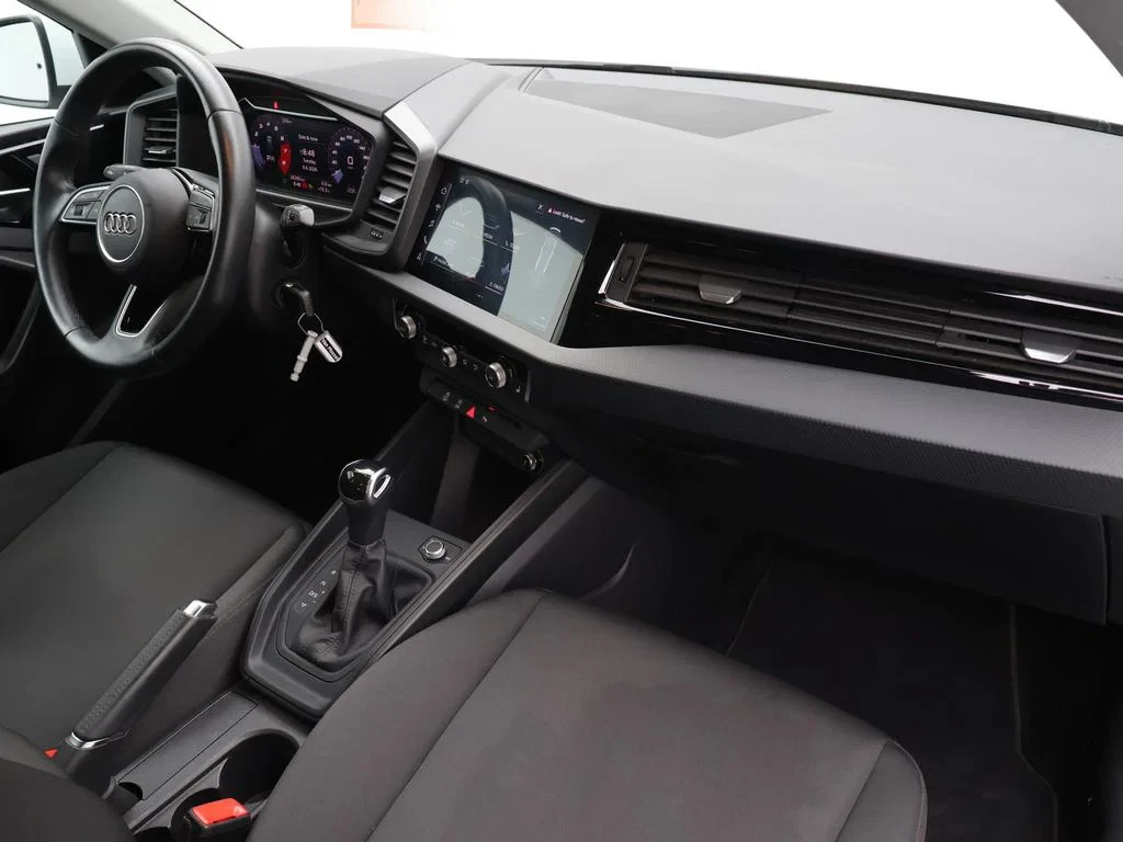 Audi-A1 Sportback-image-2