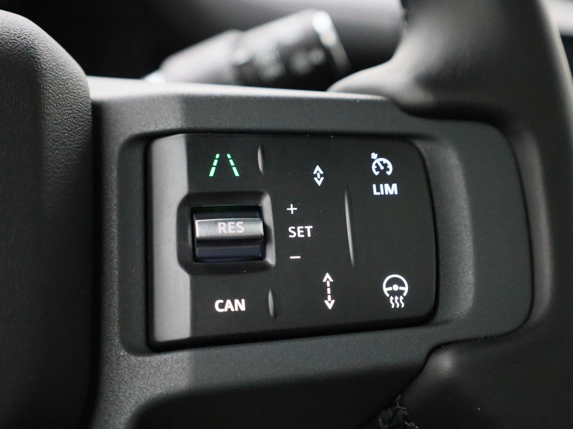 Land Rover-Defender-image-28