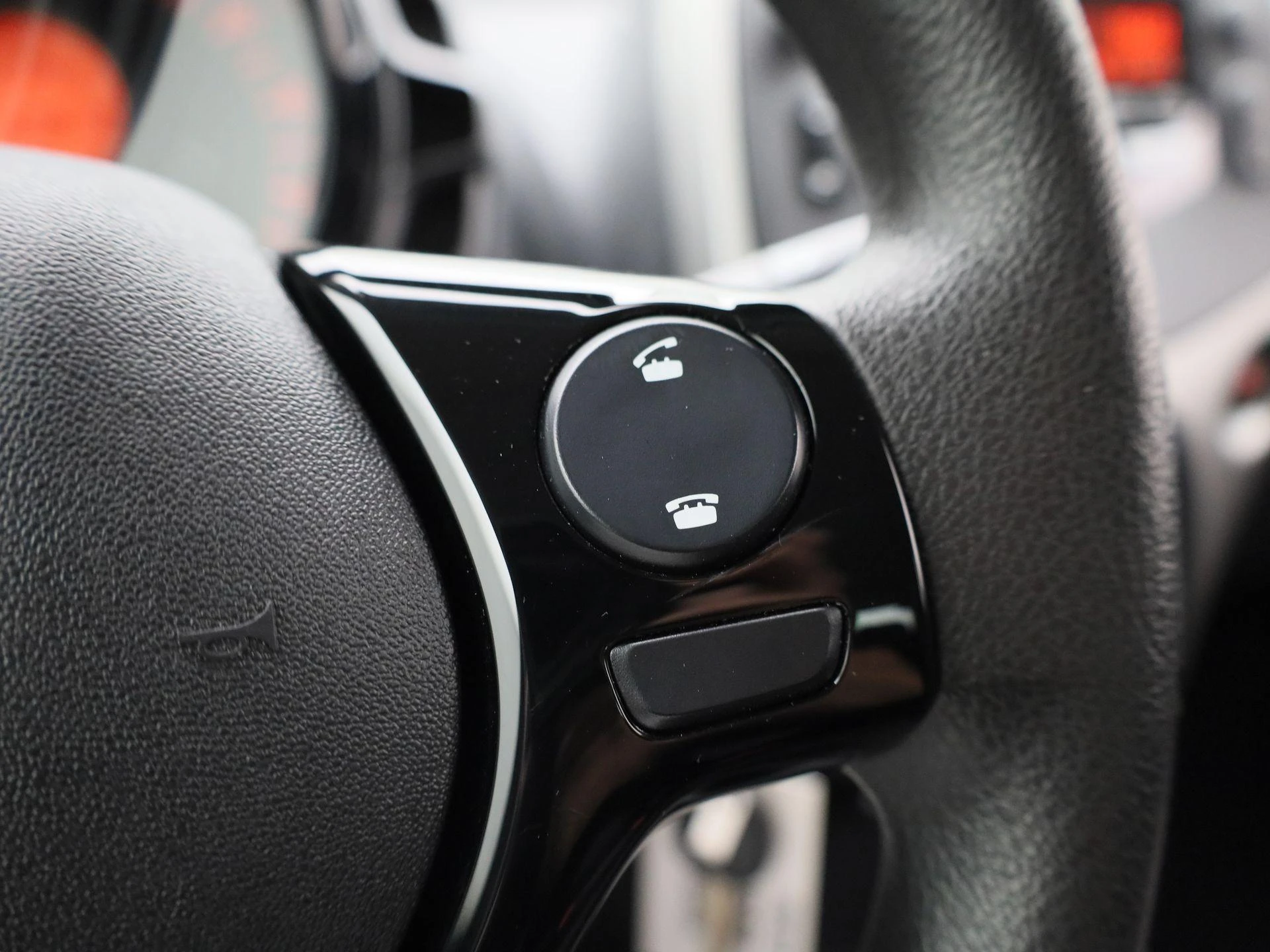 Peugeot-108-image-18