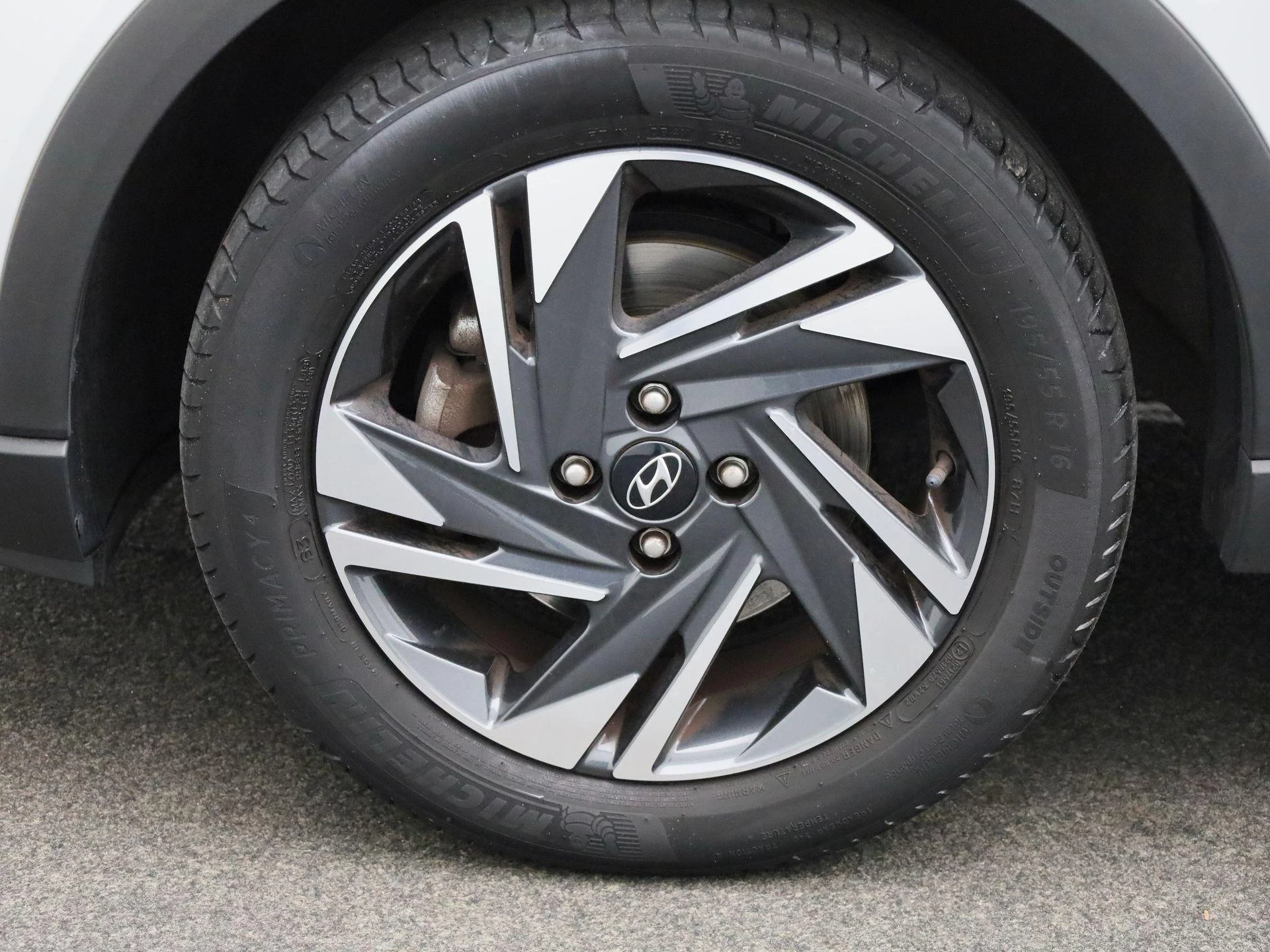 Hyundai-Bayon-image-11