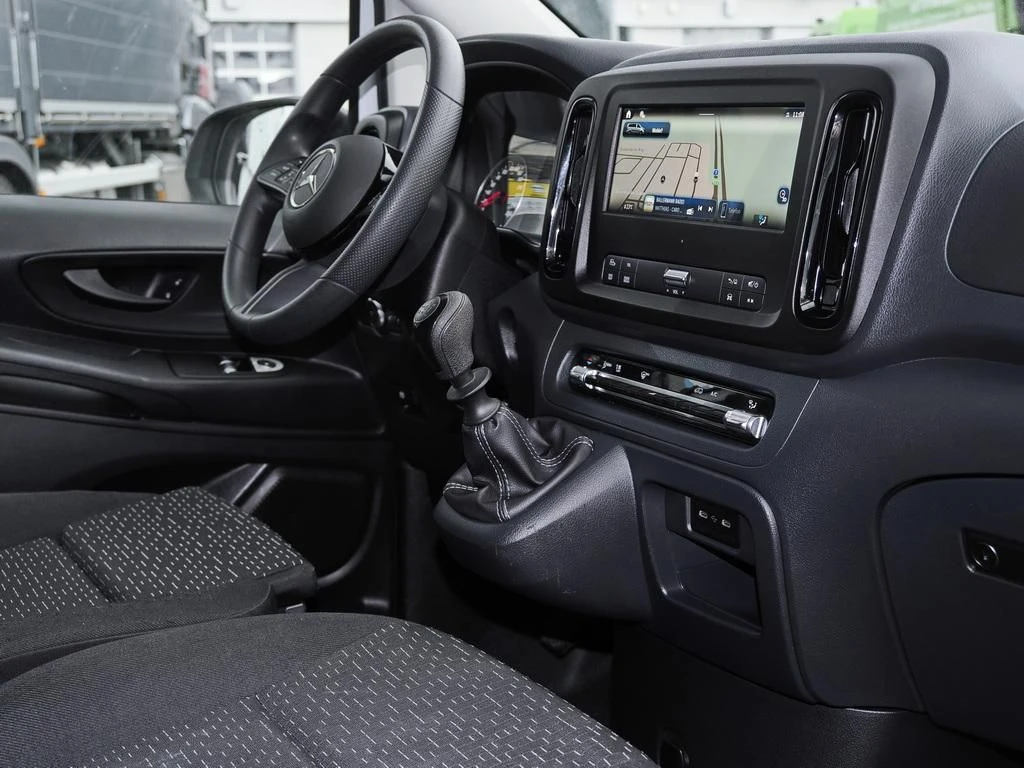 Mercedes-Benz-Vito 116-image-9