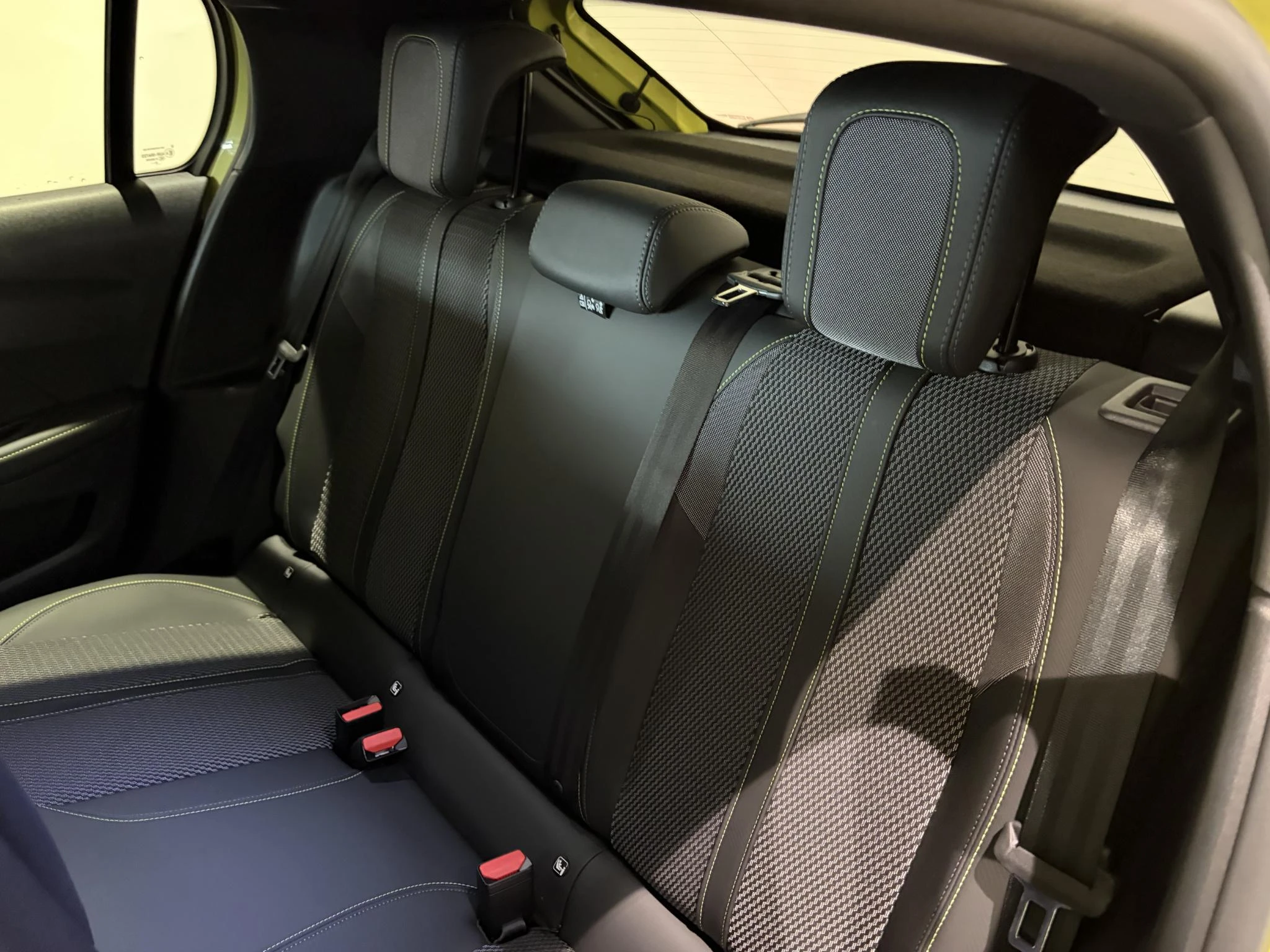 Peugeot-208-image-7