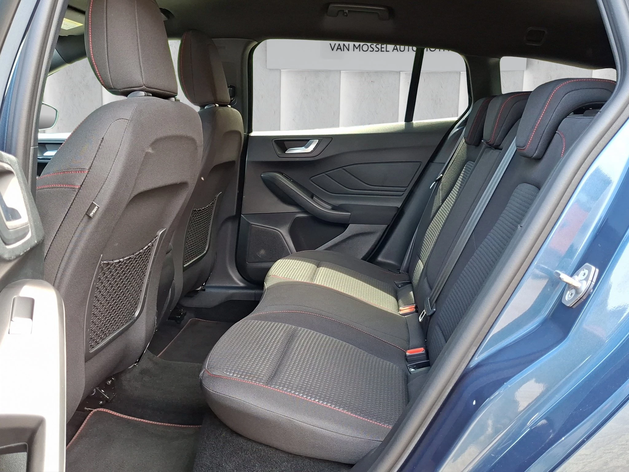 Ford Focus ST-Line X 1.5 EB Aut. | LED | RFK | SHZ | PDC | Navi | Klima | BT