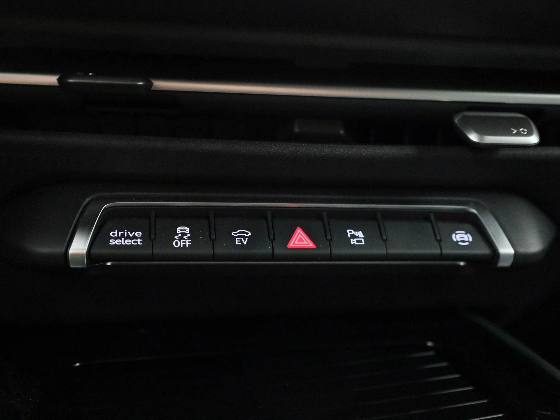 Audi-Q3-image-27