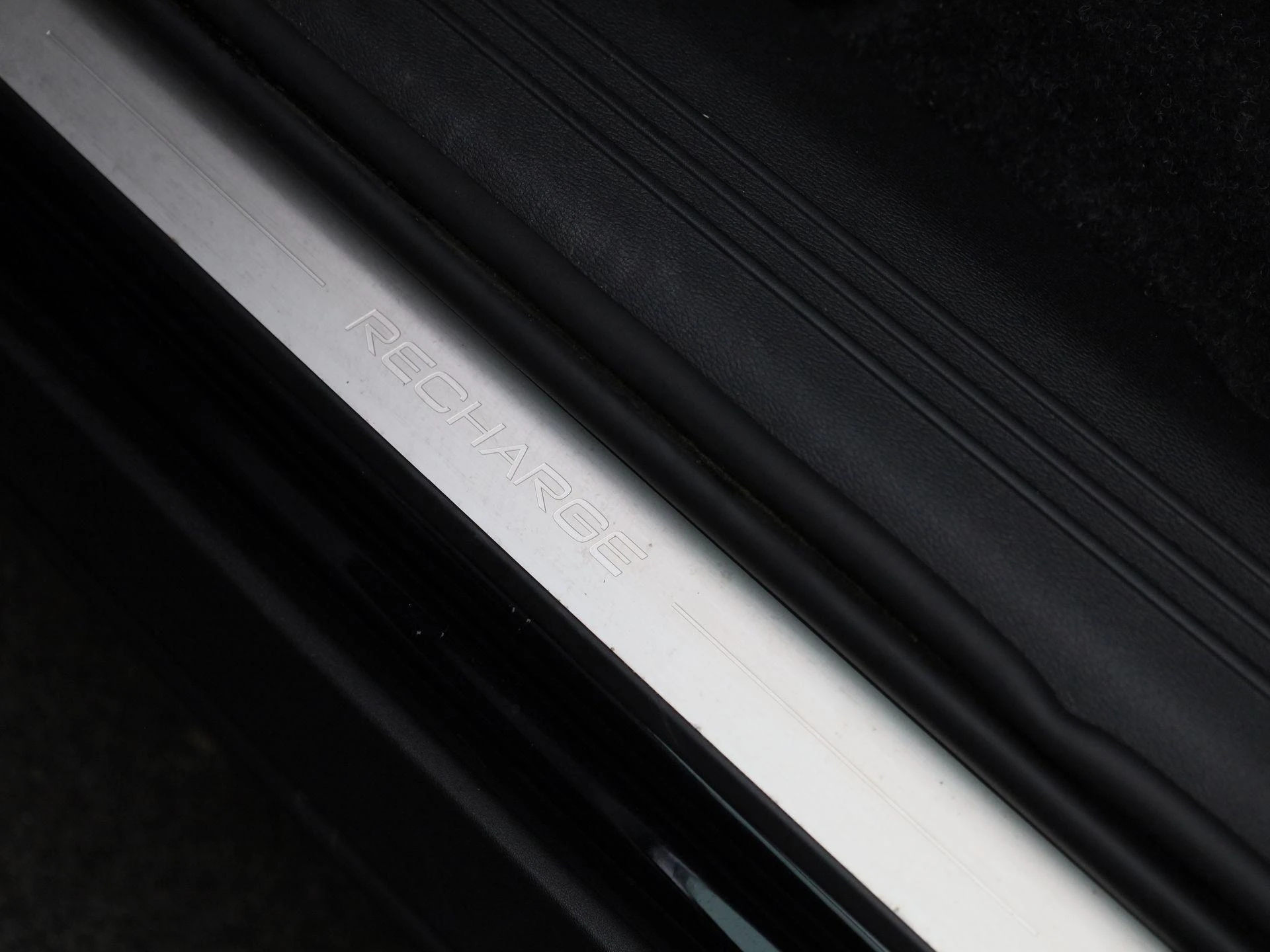 Volvo-XC40-image-28