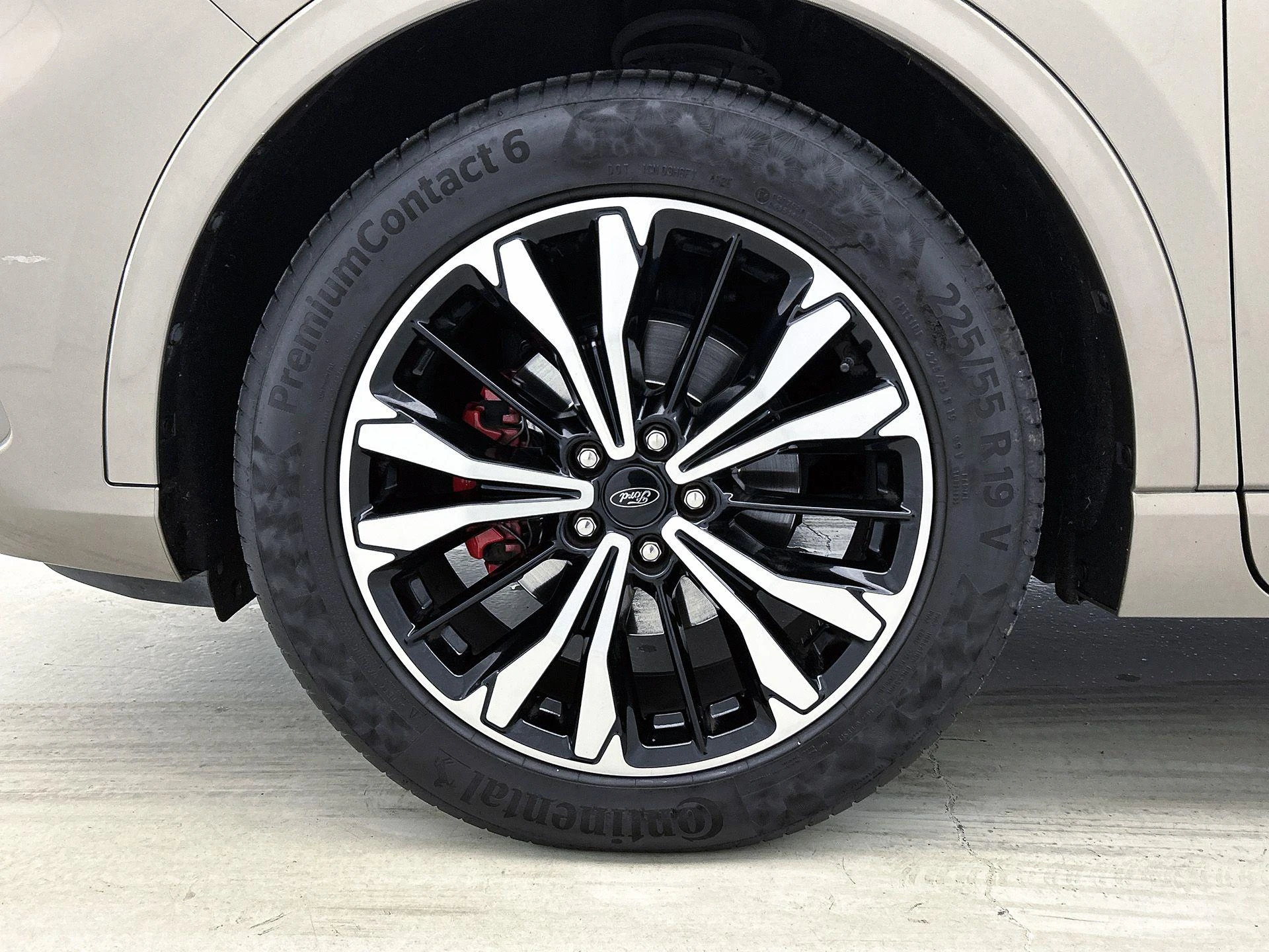 Ford-Kuga-image-44