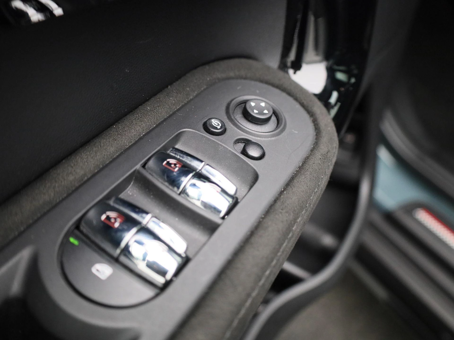 MINI-Countryman-image-34