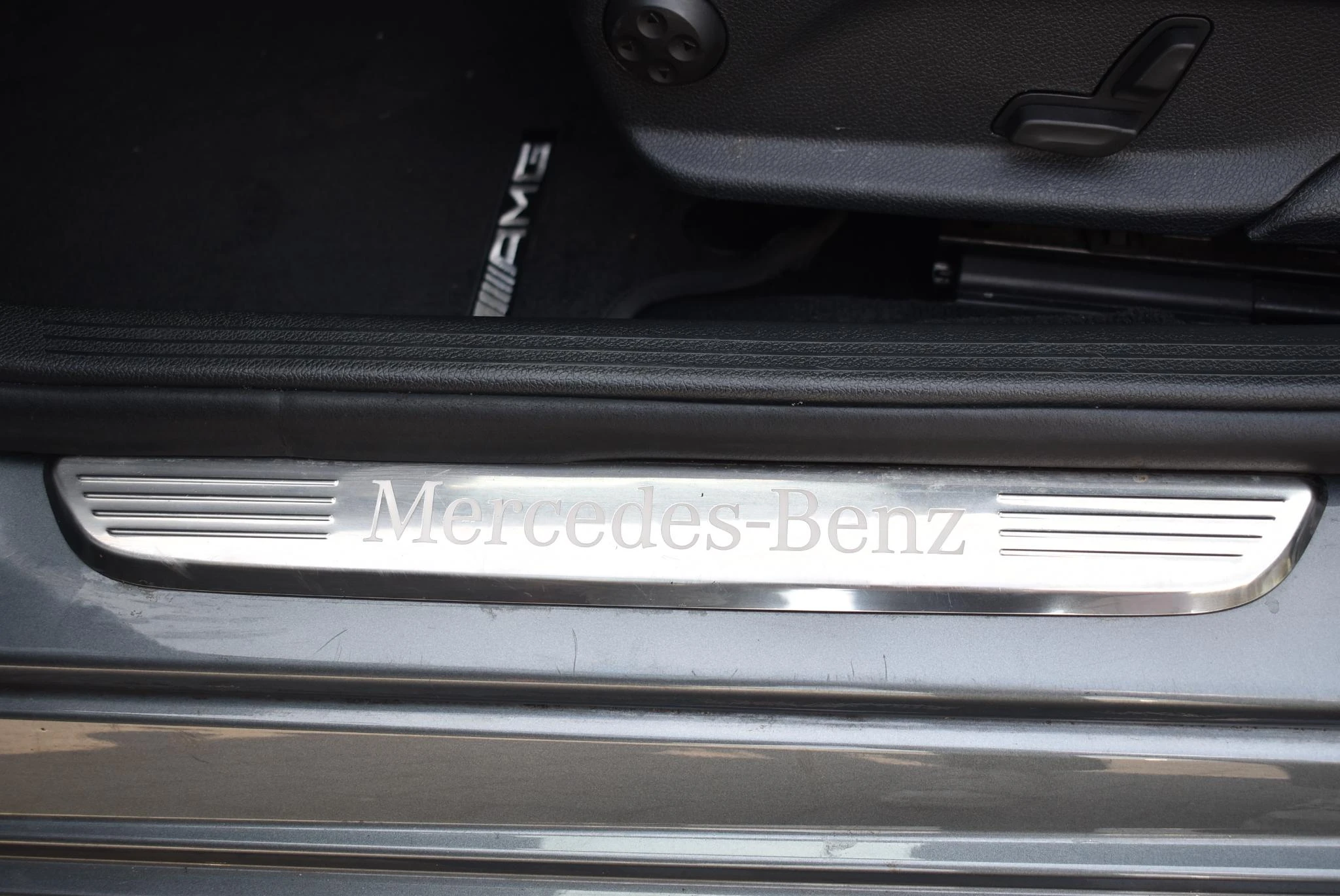 Mercedes-Benz-C-Klasse-image-13