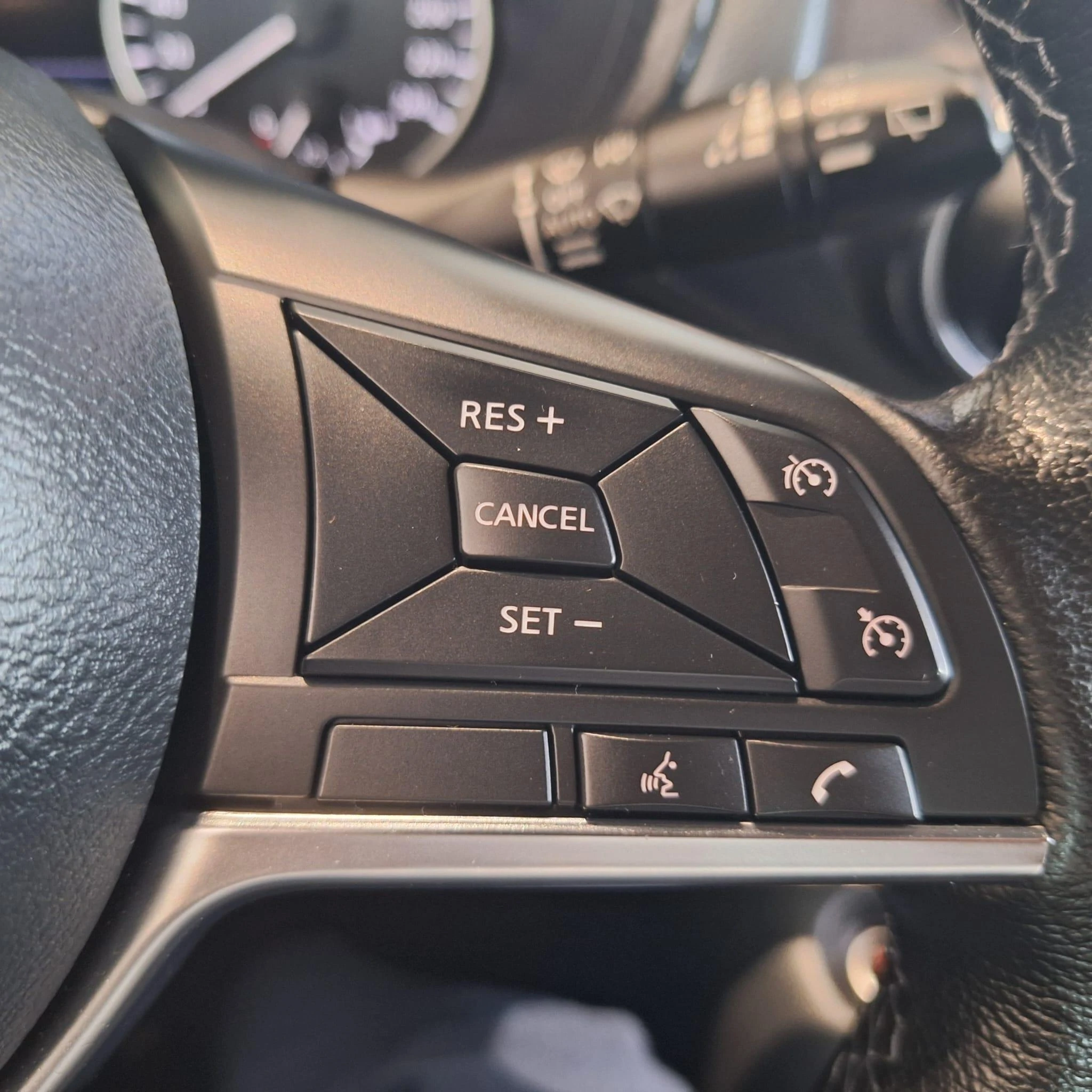Nissan Juke 1.0 DIG-T N-Connecta