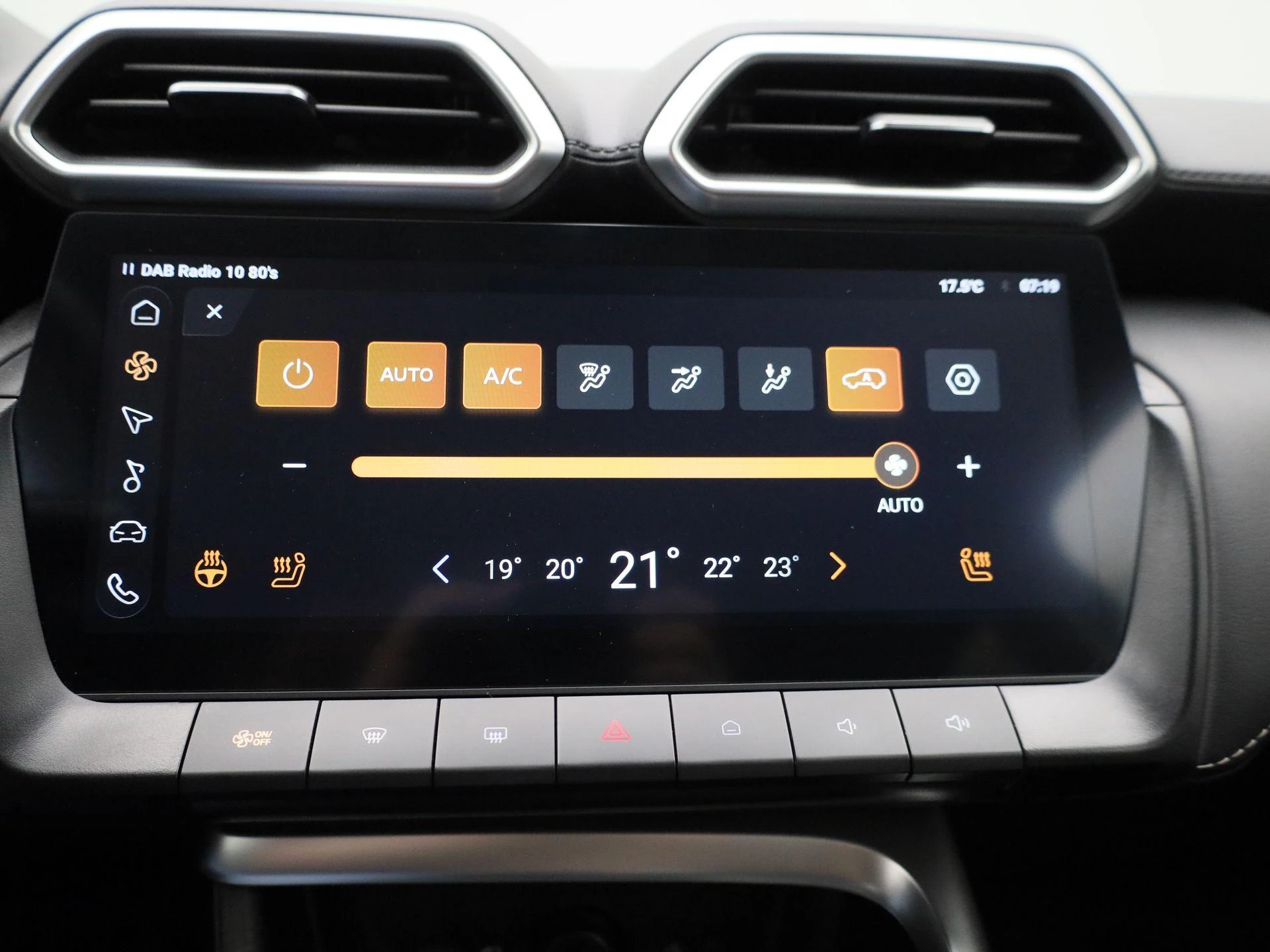 MG ZS 1.5 Hybrid+ Luxury