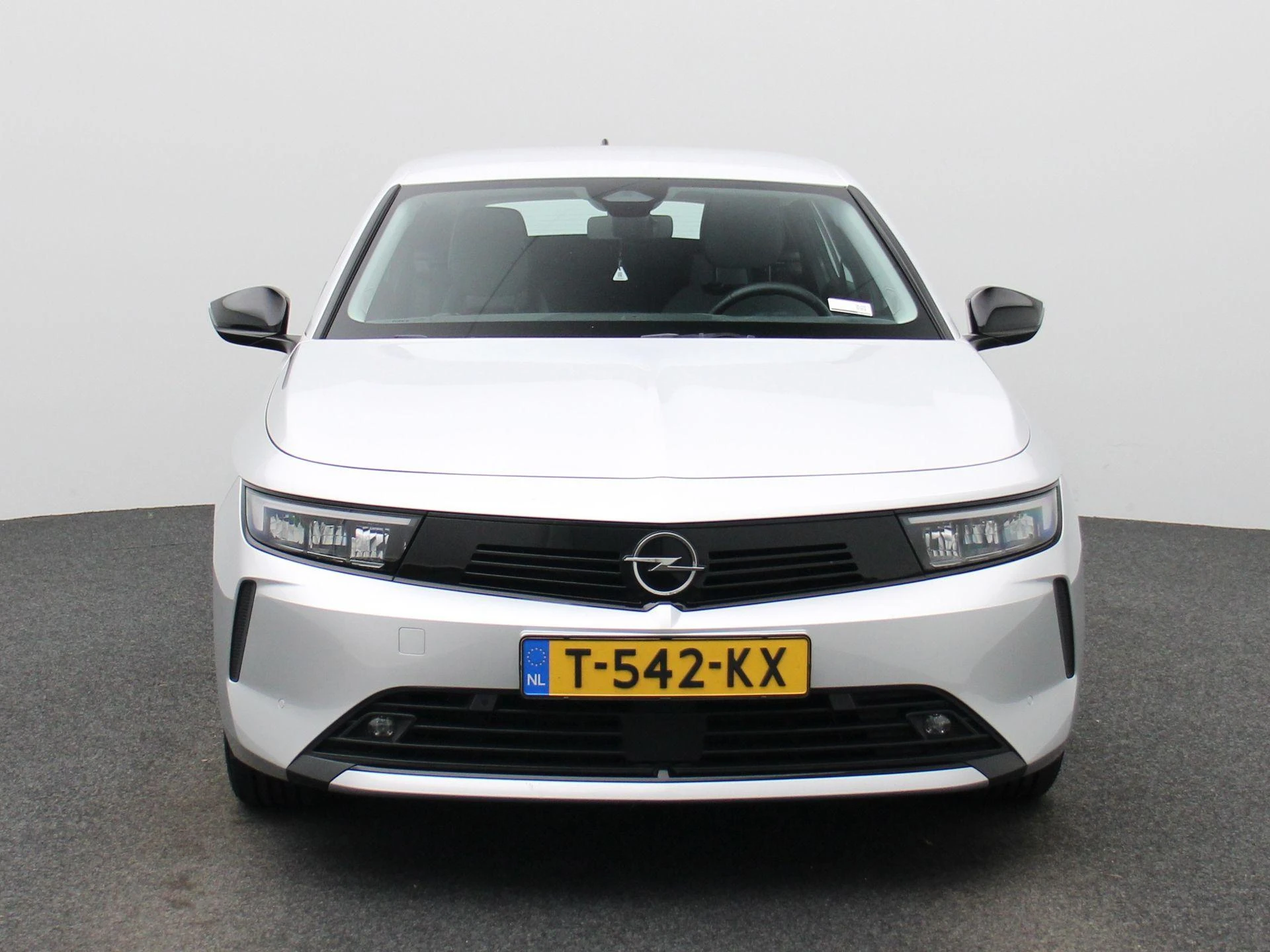 Opel-Astra-image-2