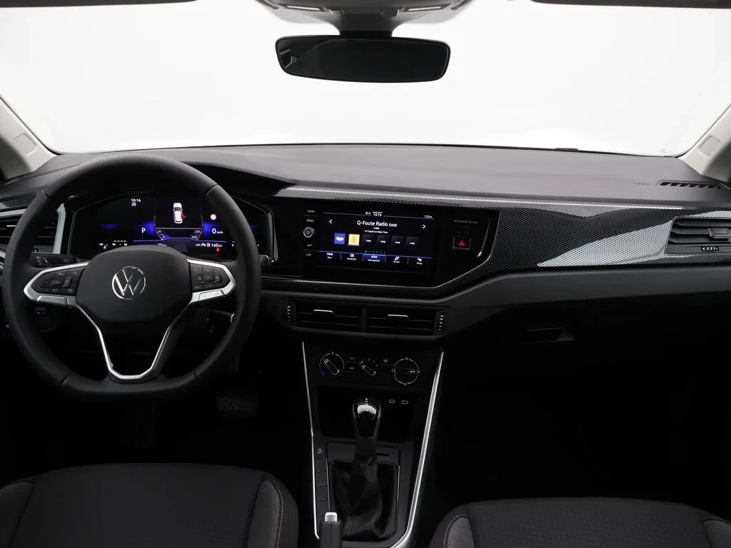 Volkswagen-Polo-image-11