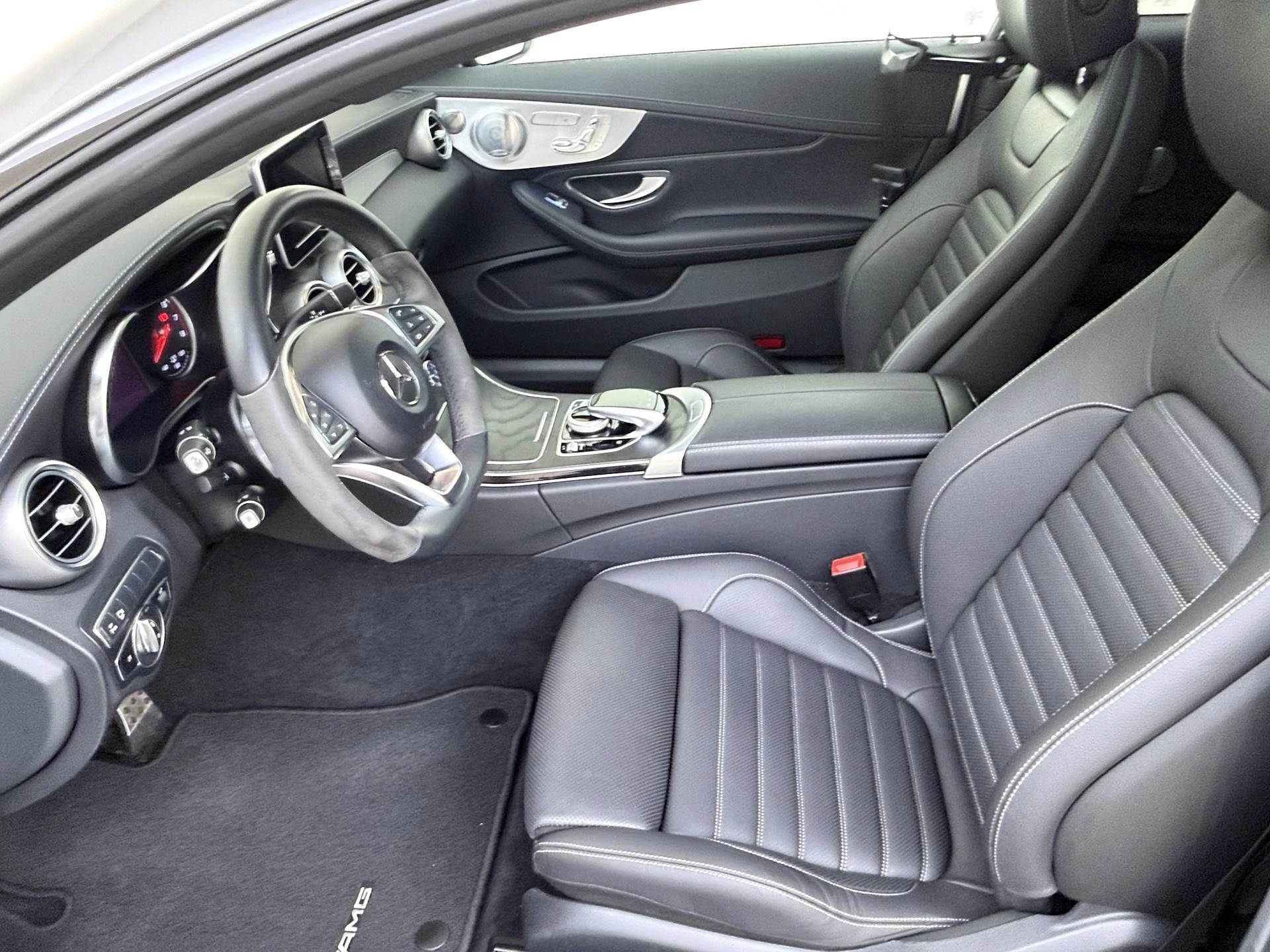 Mercedes-Benz C-Klasse Coupé 200 Premium Plus