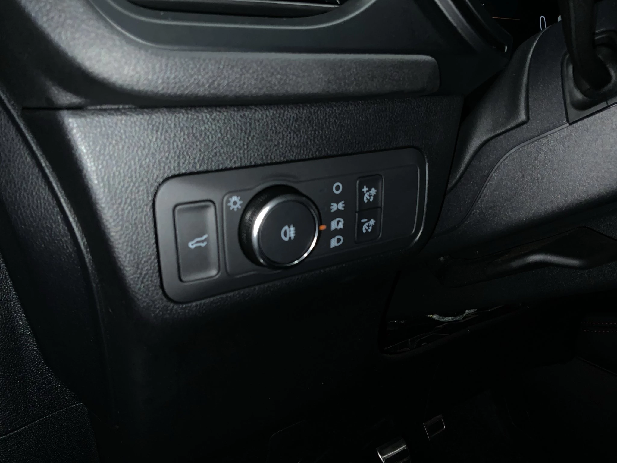 Ford Kuga ST-Line X*PANO*AHK*LED-MATRIX*360GRAD*ACC*NAVI*SOUND-SYS.