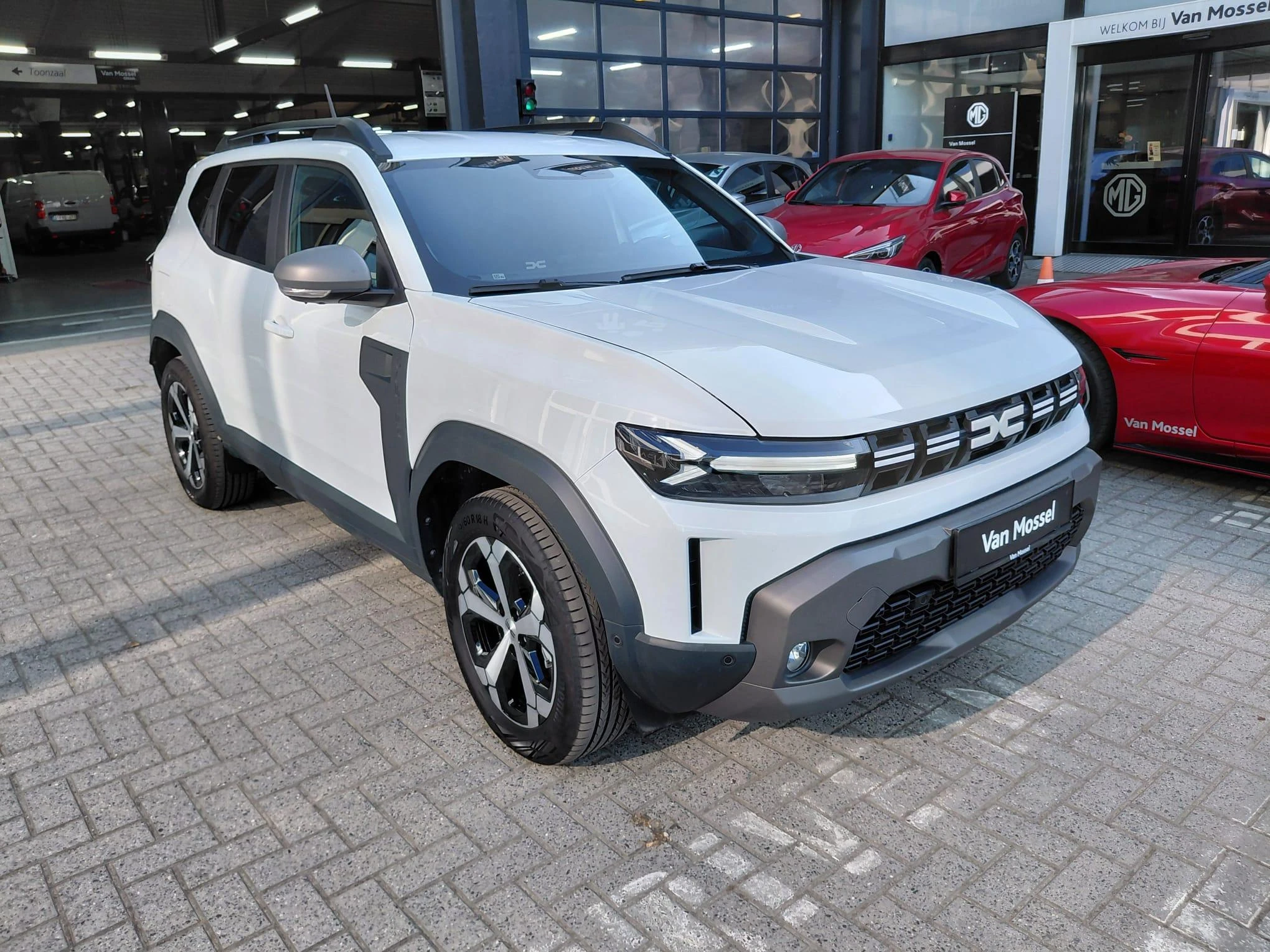 Dacia Duster Hybrid 140 Expression