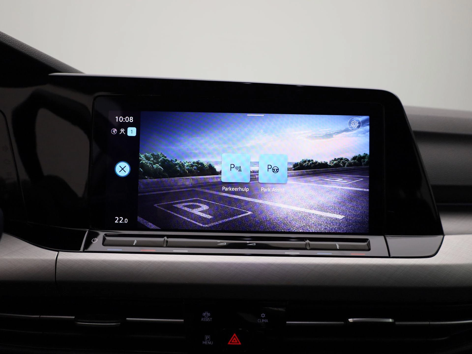 Volkswagen-Golf-image-21