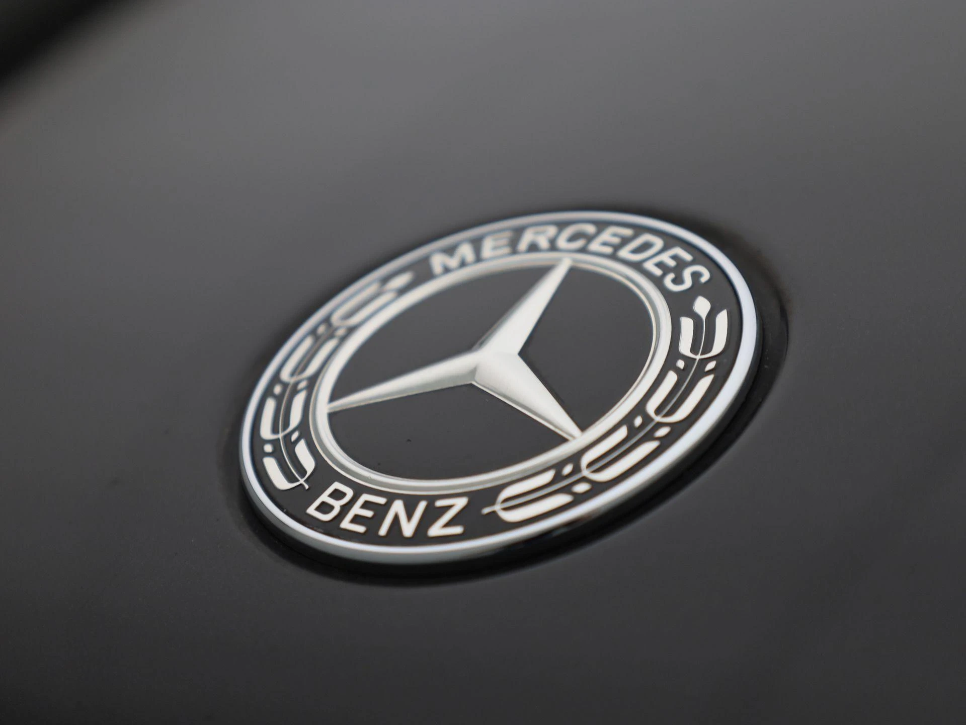 Mercedes-Benz-GLE-image-66