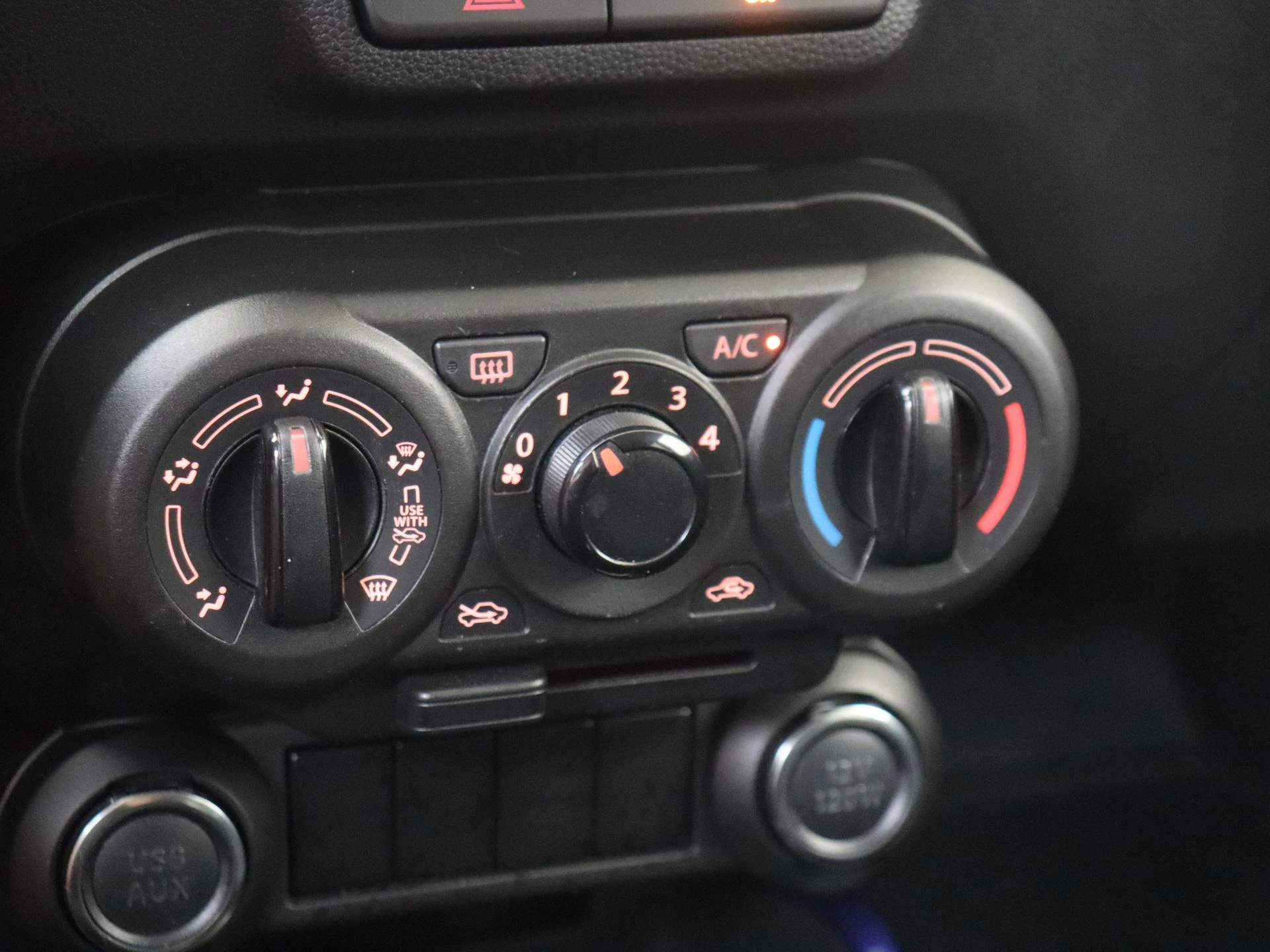 Suzuki-Ignis-image-17