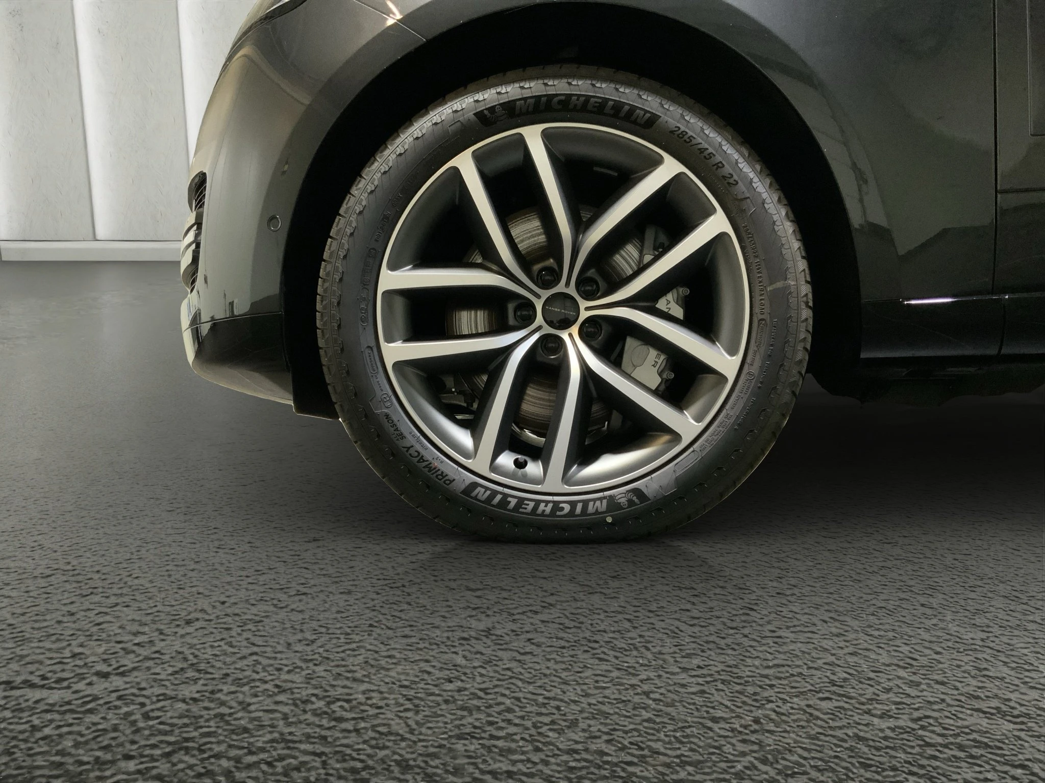 Land Rover-Range Rover-image-5