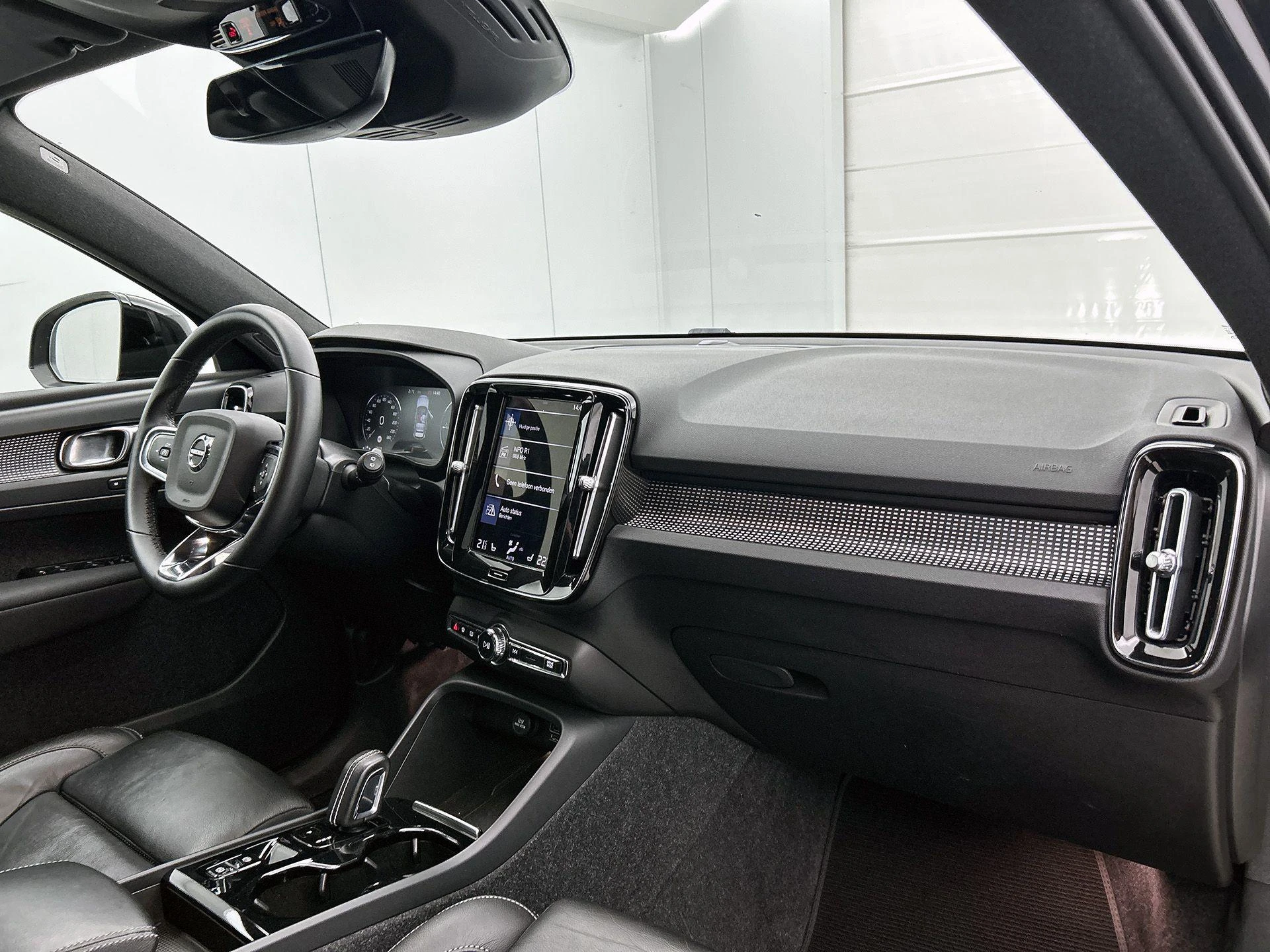 Volvo-XC40-image-17