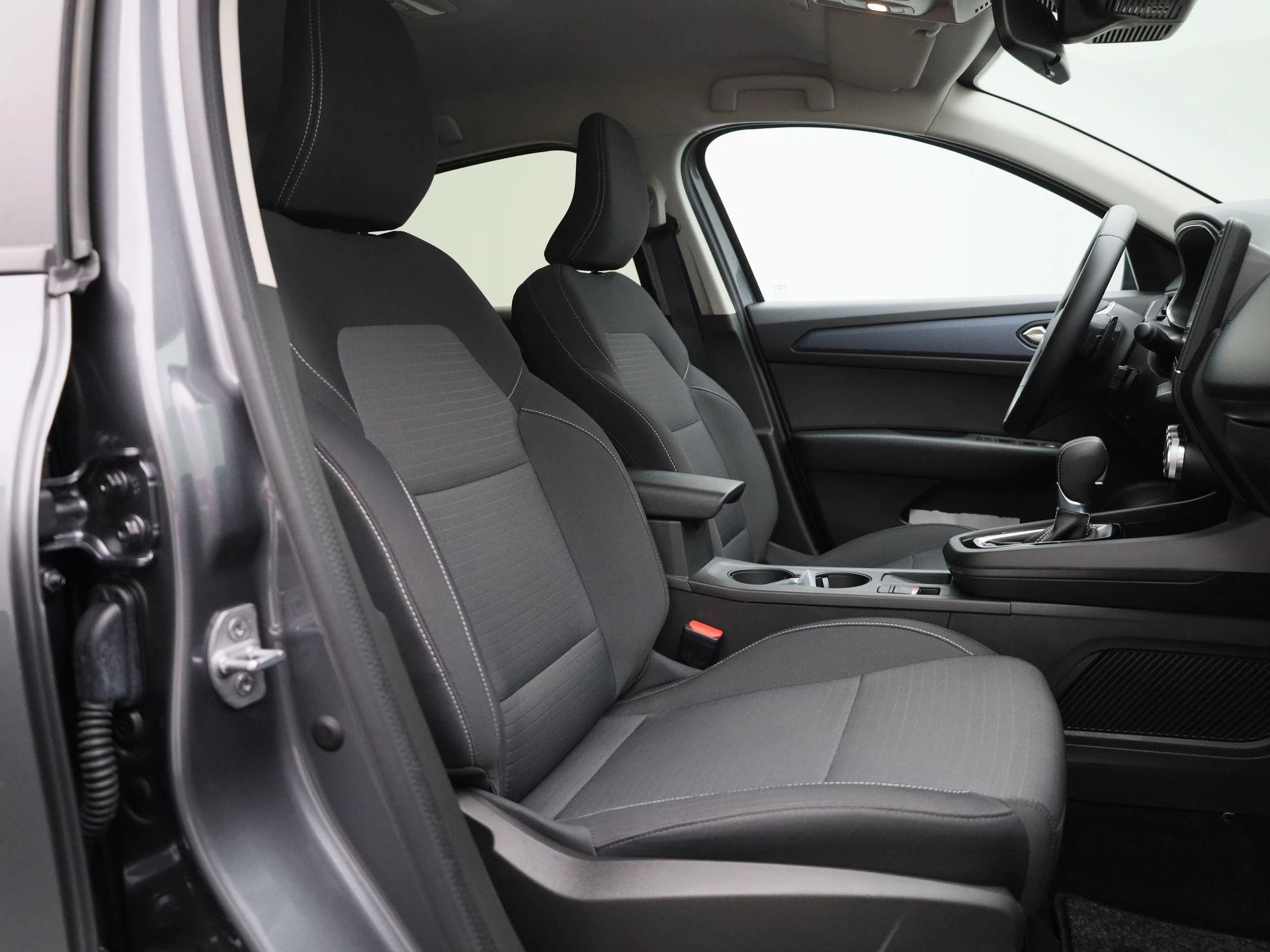 Renault-Arkana-image-33