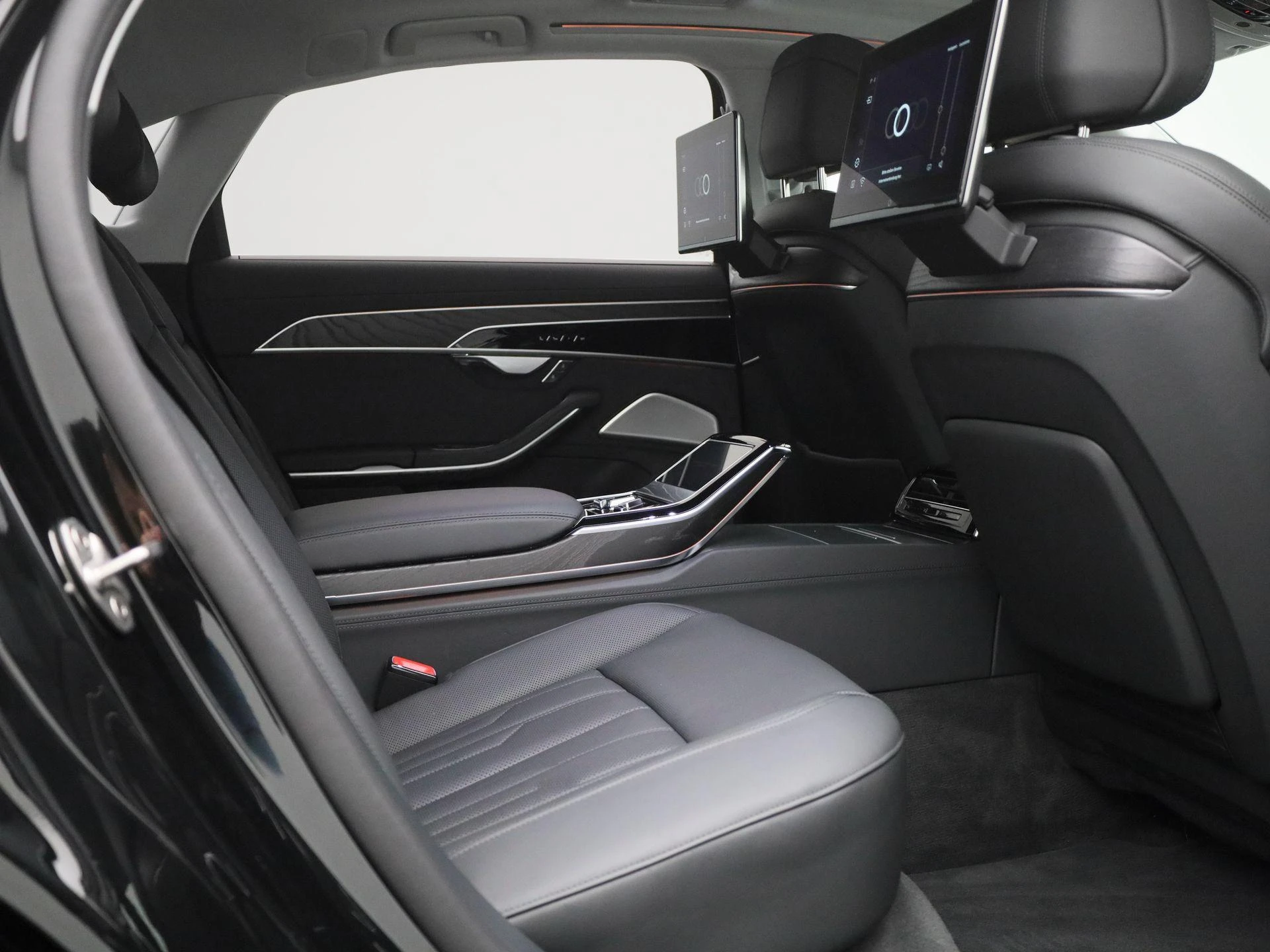 Audi-A8-image-54
