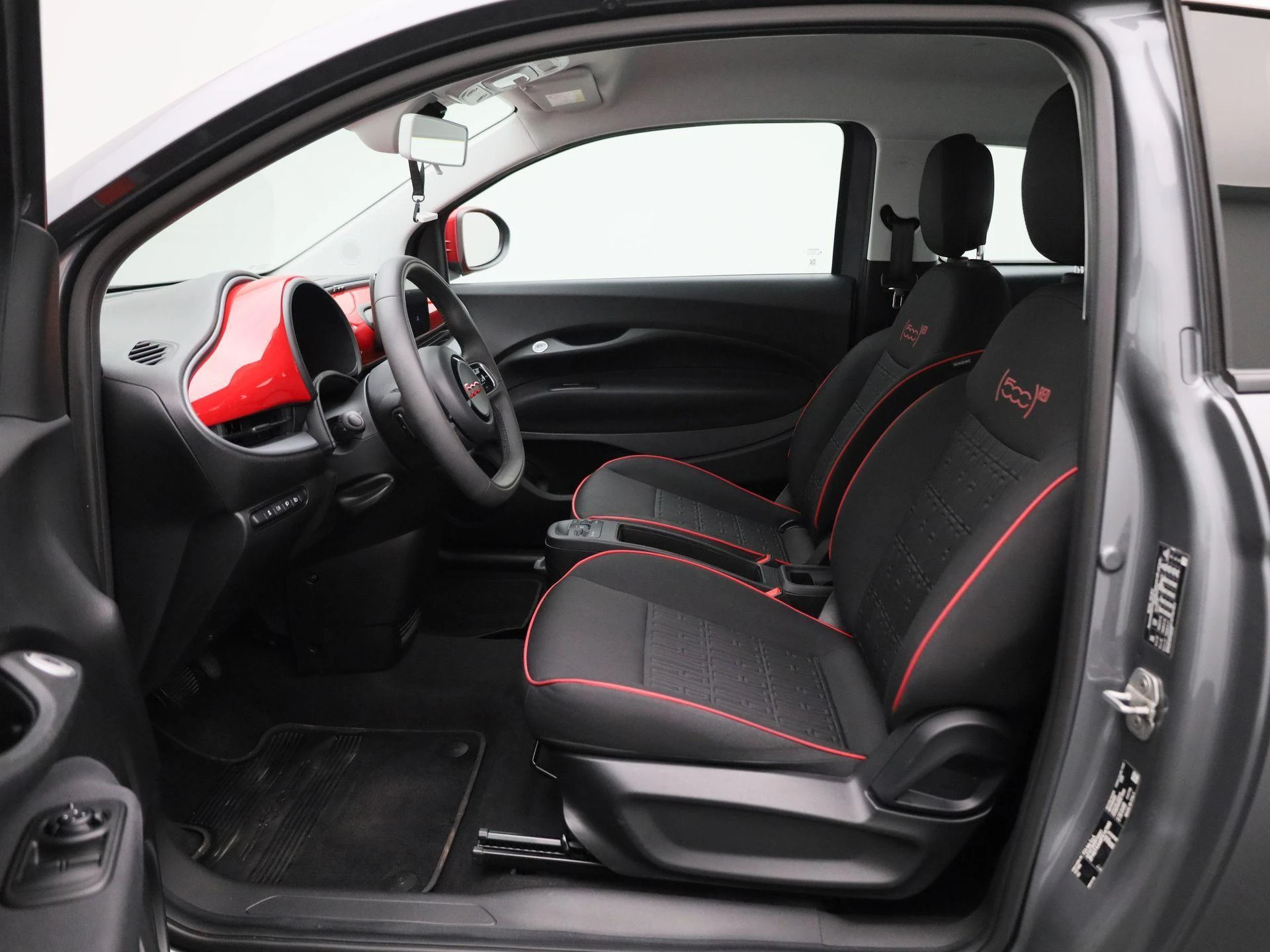 Fiat-500e-image-7