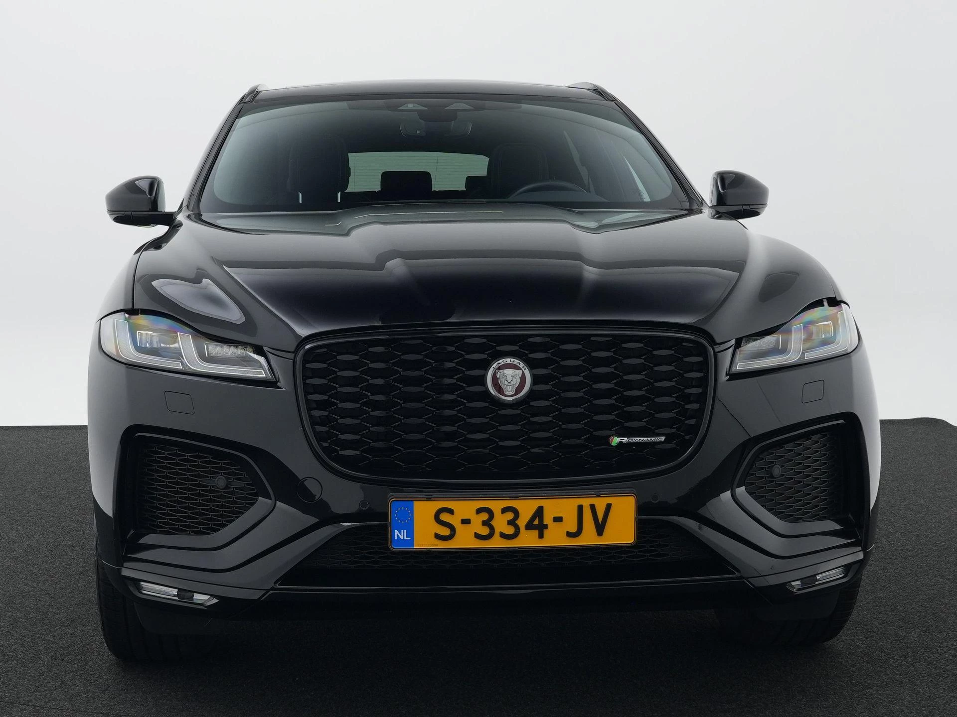 Jaguar F-PACE 2.0 P400e PHEV R-Dynamic Black