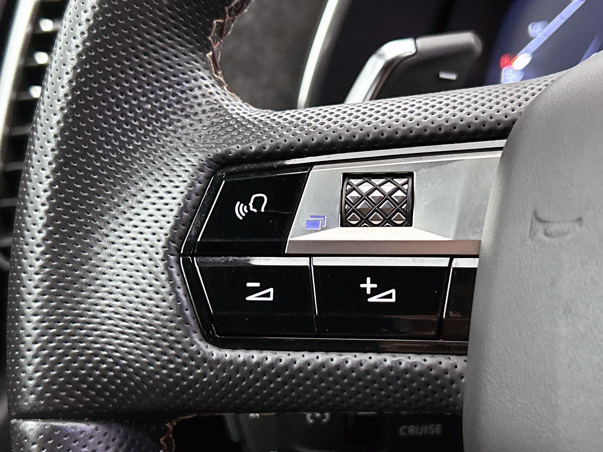 DS DS 7 Crossback 1.6 PureTech Performance Line